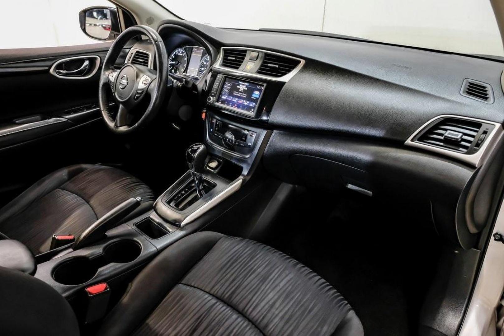 2019 Brilliant Silver Metallic /Charcoal Nissan Sentra SV (3N1AB7AP2KL) with an 1.8L 4-Cylinder DOHC 16V engine, CVT transmission, located at 15300 Midway Rd., Addison, TX, 75001, (972) 702-0011, 32.958321, -96.838074 - Photo#17