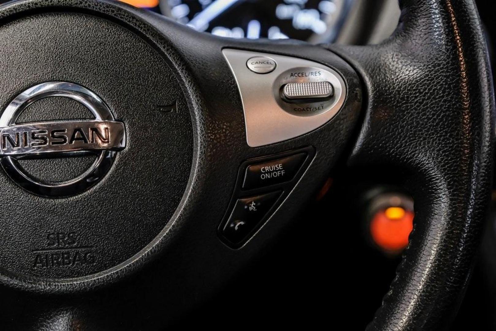 2019 Brilliant Silver Metallic /Charcoal Nissan Sentra SV (3N1AB7AP2KL) with an 1.8L 4-Cylinder DOHC 16V engine, CVT transmission, located at 15300 Midway Rd., Addison, TX, 75001, (972) 702-0011, 32.958321, -96.838074 - Photo#23