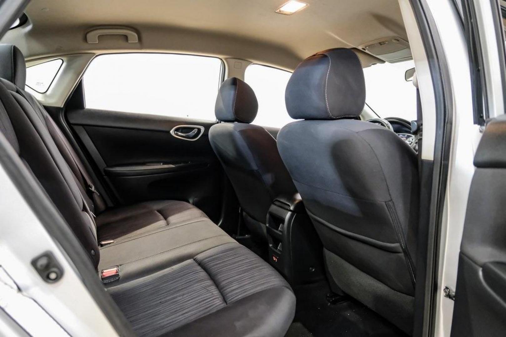 2019 Brilliant Silver Metallic /Charcoal Nissan Sentra SV (3N1AB7AP2KL) with an 1.8L 4-Cylinder DOHC 16V engine, CVT transmission, located at 15300 Midway Rd., Addison, TX, 75001, (972) 702-0011, 32.958321, -96.838074 - Photo#43