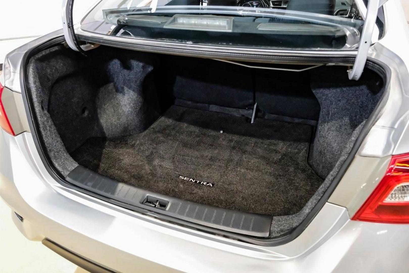 2019 Brilliant Silver Metallic /Charcoal Nissan Sentra SV (3N1AB7AP2KL) with an 1.8L 4-Cylinder DOHC 16V engine, CVT transmission, located at 15300 Midway Rd., Addison, TX, 75001, (972) 702-0011, 32.958321, -96.838074 - Photo#59