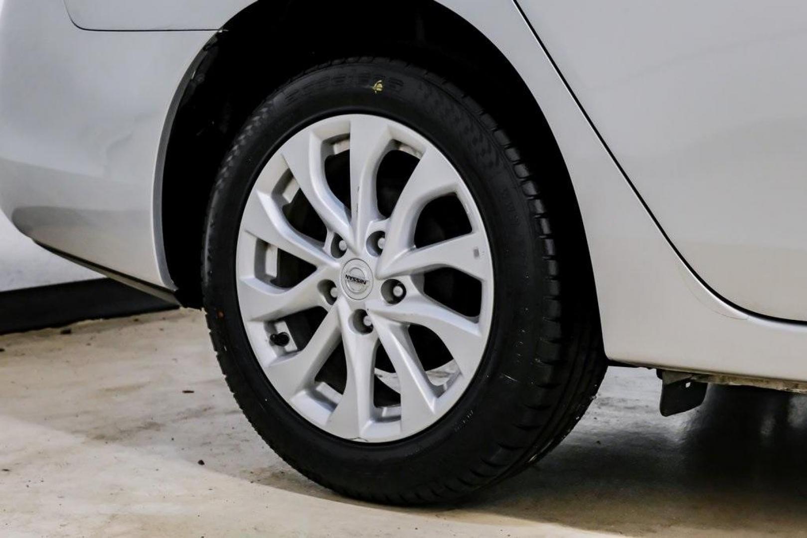 2019 Brilliant Silver Metallic /Charcoal Nissan Sentra SV (3N1AB7AP2KL) with an 1.8L 4-Cylinder DOHC 16V engine, CVT transmission, located at 15300 Midway Rd., Addison, TX, 75001, (972) 702-0011, 32.958321, -96.838074 - Photo#62