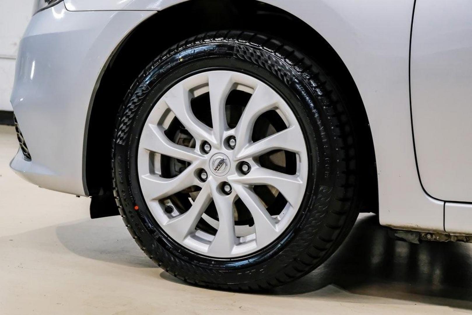 2019 Brilliant Silver Metallic /Charcoal Nissan Sentra SV (3N1AB7AP2KL) with an 1.8L 4-Cylinder DOHC 16V engine, CVT transmission, located at 15300 Midway Rd., Addison, TX, 75001, (972) 702-0011, 32.958321, -96.838074 - Photo#64