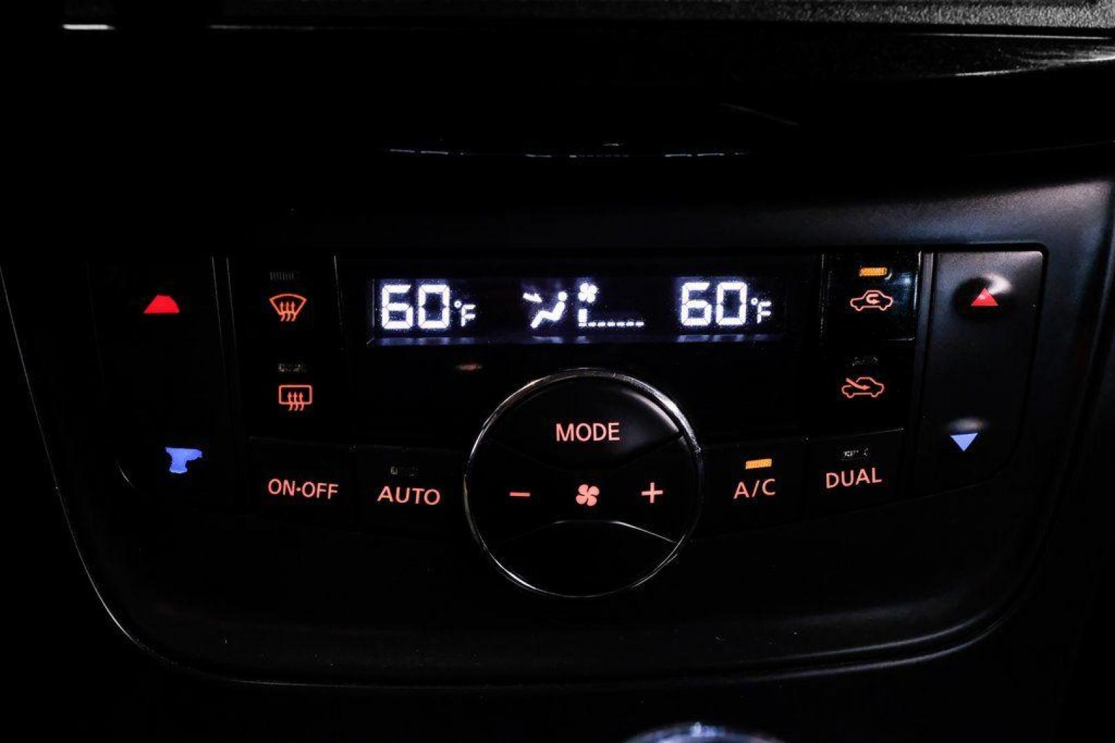 2019 Gun Metallic /Charcoal Nissan Sentra SV (3N1AB7AP4KL) with an 1.8L 4-Cylinder DOHC 16V engine, CVT transmission, located at 15300 Midway Rd., Addison, TX, 75001, (972) 702-0011, 32.958321, -96.838074 - 2019 Nissan Sentra SV<br><br>Now Available at Midway Auto Group, Addison, Texas<br><br>Comfortable, efficient, and packed with the 2019 Nissan Sentra SV is a step up from the base model, offering upgraded technology, refined interior features, and excellent fuel economy. With its spacious cabin and - Photo#34