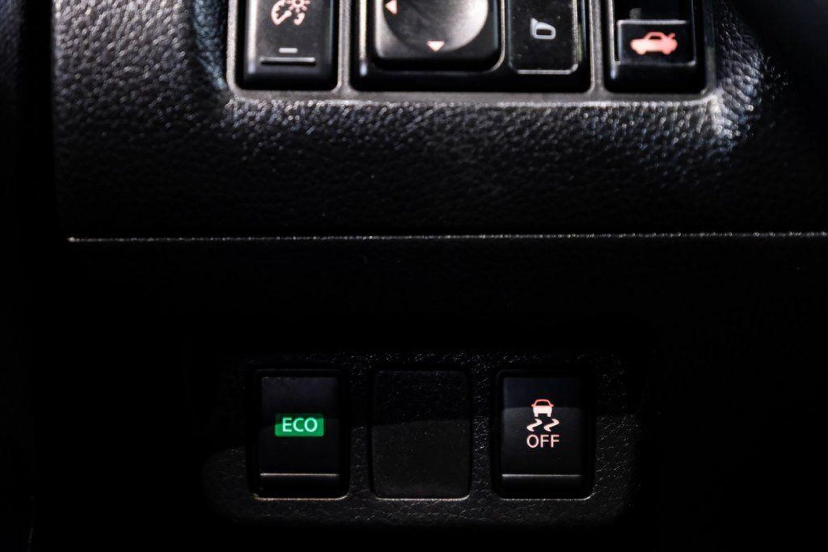 2019 Gun Metallic /Charcoal Nissan Sentra SV (3N1AB7AP4KL) with an 1.8L 4-Cylinder DOHC 16V engine, CVT transmission, located at 15300 Midway Rd., Addison, TX, 75001, (972) 702-0011, 32.958321, -96.838074 - 2019 Nissan Sentra SV<br><br>Now Available at Midway Auto Group, Addison, Texas<br><br>Comfortable, efficient, and packed with the 2019 Nissan Sentra SV is a step up from the base model, offering upgraded technology, refined interior features, and excellent fuel economy. With its spacious cabin and - Photo#35