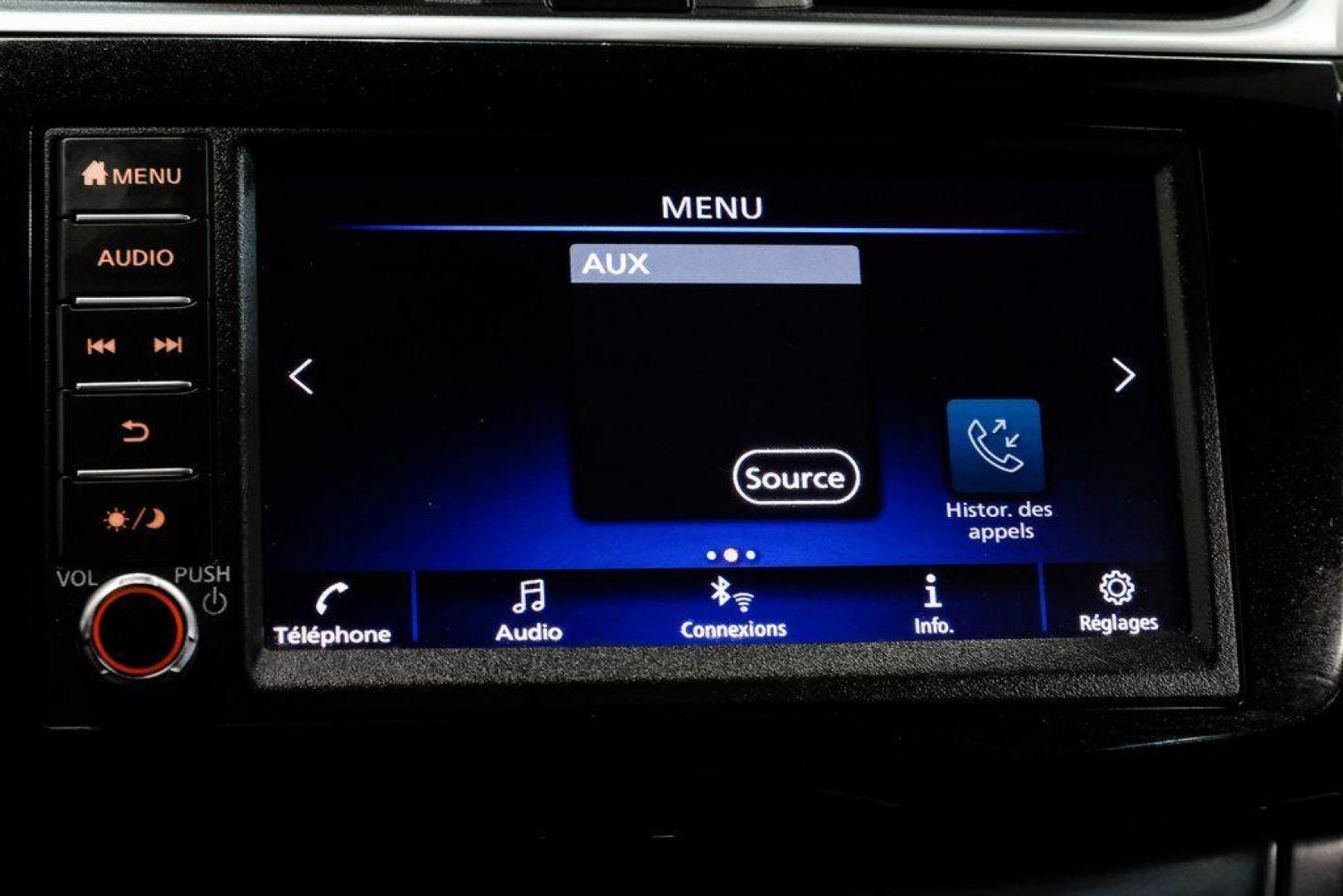 2019 Gun Metallic /Charcoal Nissan Sentra SV (3N1AB7AP4KL) with an 1.8L 4-Cylinder DOHC 16V engine, CVT transmission, located at 15300 Midway Rd., Addison, TX, 75001, (972) 702-0011, 32.958321, -96.838074 - 2019 Nissan Sentra SV<br><br>Now Available at Midway Auto Group, Addison, Texas<br><br>Comfortable, efficient, and packed with the 2019 Nissan Sentra SV is a step up from the base model, offering upgraded technology, refined interior features, and excellent fuel economy. With its spacious cabin and - Photo#37