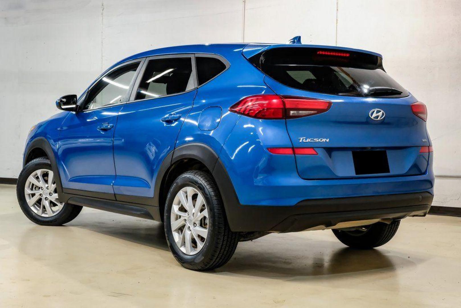 2019 Aqua Blue /Black Hyundai Tucson SE (KM8J2CA43KU) with an I4 engine, Automatic transmission, located at 15300 Midway Rd., Addison, TX, 75001, (972) 702-0011, 32.958321, -96.838074 - Photo#11