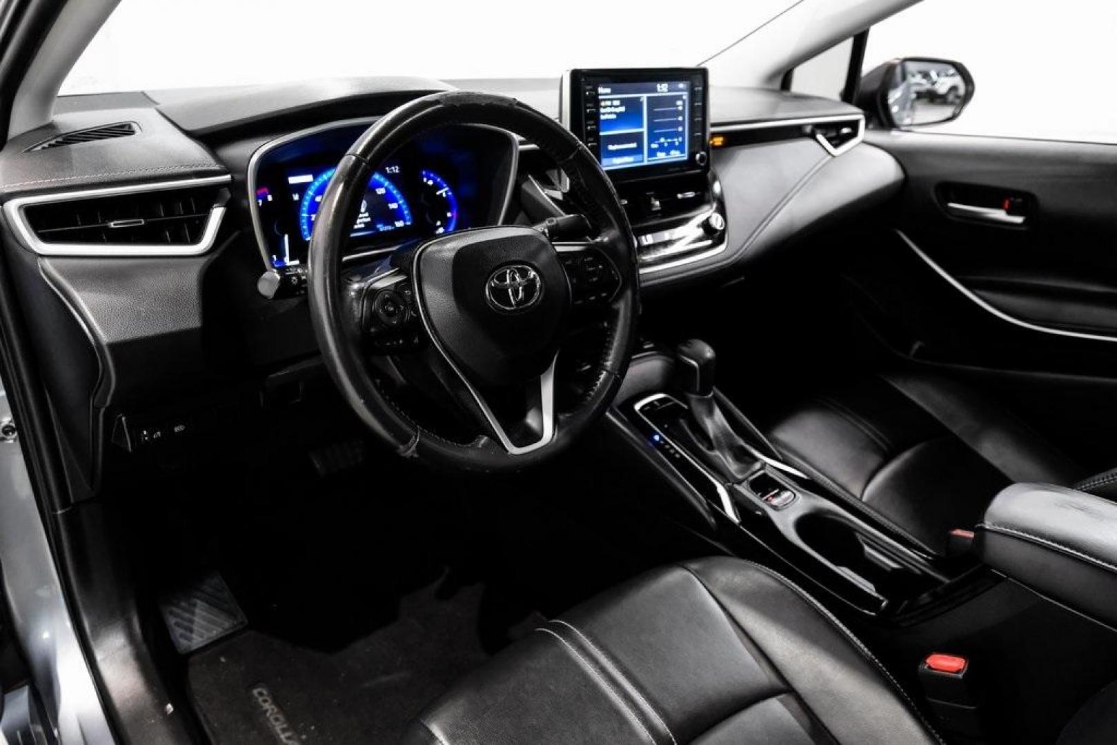 2020 Classic Silver Metallic /Black Toyota Corolla XLE (JTDFPRAE5LJ) with an 1.8L I4 DOHC 16V engine, CVT transmission, located at 15300 Midway Rd., Addison, TX, 75001, (972) 702-0011, 32.958321, -96.838074 - 2020 Toyota Corolla XLE<br><br>Now Available at Midway Auto Group, Addison, Texas<br><br>Comfort-focused, refined, and built with Toyotas unmatched reputation for reliabilitythe 2020 Toyota Corolla XLE offers an upscale driving experience with premium interior materials, advanced safety technology, - Photo#2