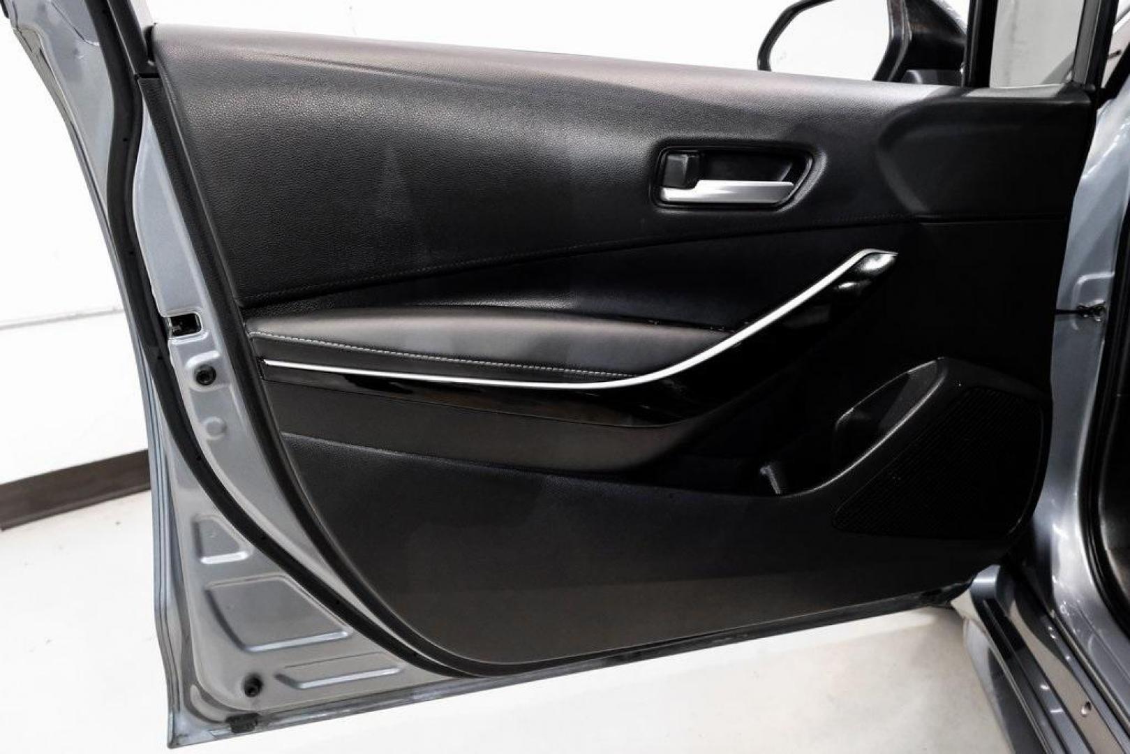 2020 Classic Silver Metallic /Black Toyota Corolla XLE (JTDFPRAE5LJ) with an 1.8L I4 DOHC 16V engine, CVT transmission, located at 15300 Midway Rd., Addison, TX, 75001, (972) 702-0011, 32.958321, -96.838074 - 2020 Toyota Corolla XLE<br><br>Now Available at Midway Auto Group, Addison, Texas<br><br>Comfort-focused, refined, and built with Toyotas unmatched reputation for reliabilitythe 2020 Toyota Corolla XLE offers an upscale driving experience with premium interior materials, advanced safety technology, - Photo#53