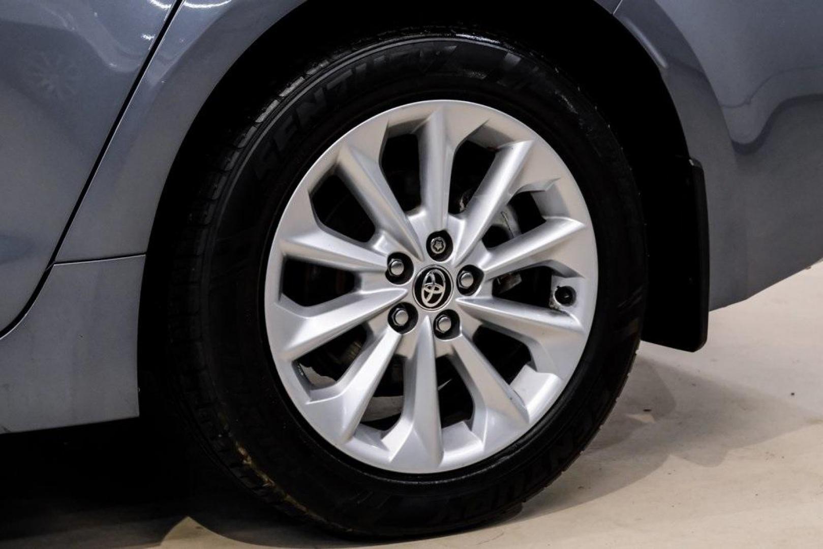 2020 Classic Silver Metallic /Black Toyota Corolla XLE (JTDFPRAE5LJ) with an 1.8L I4 DOHC 16V engine, CVT transmission, located at 15300 Midway Rd., Addison, TX, 75001, (972) 702-0011, 32.958321, -96.838074 - 2020 Toyota Corolla XLE<br><br>Now Available at Midway Auto Group, Addison, Texas<br><br>Comfort-focused, refined, and built with Toyotas unmatched reputation for reliabilitythe 2020 Toyota Corolla XLE offers an upscale driving experience with premium interior materials, advanced safety technology, - Photo#66