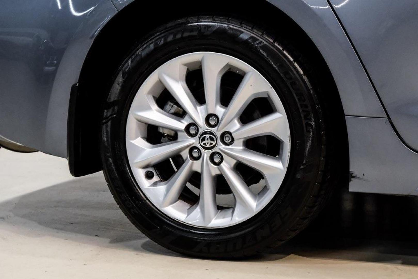 2020 Classic Silver Metallic /Black Toyota Corolla XLE (JTDFPRAE5LJ) with an 1.8L I4 DOHC 16V engine, CVT transmission, located at 15300 Midway Rd., Addison, TX, 75001, (972) 702-0011, 32.958321, -96.838074 - 2020 Toyota Corolla XLE<br><br>Now Available at Midway Auto Group, Addison, Texas<br><br>Comfort-focused, refined, and built with Toyotas unmatched reputation for reliabilitythe 2020 Toyota Corolla XLE offers an upscale driving experience with premium interior materials, advanced safety technology, - Photo#67