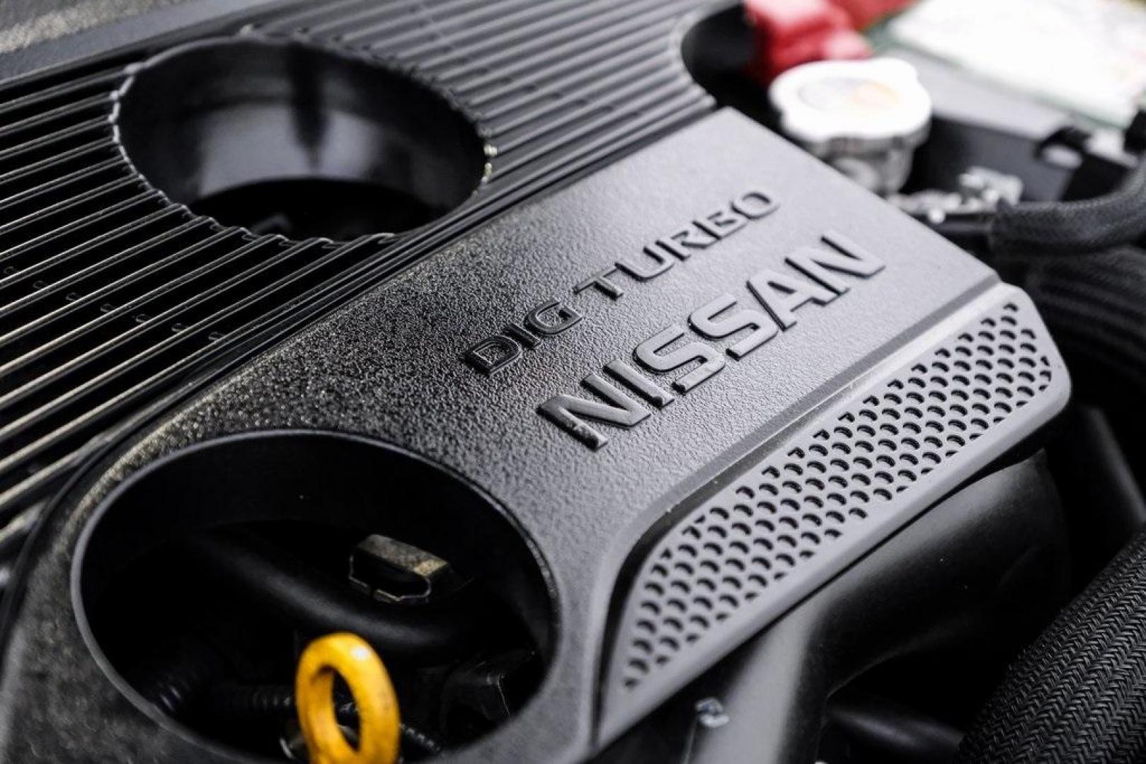 2016 White Pearl /Black Nissan Juke S (JN8AF5MV3GT) with an 1.6L I4 DOHC 16V engine, CVT transmission, located at 15300 Midway Rd., Addison, TX, 75001, (972) 702-0011, 32.958321, -96.838074 - Photo#61