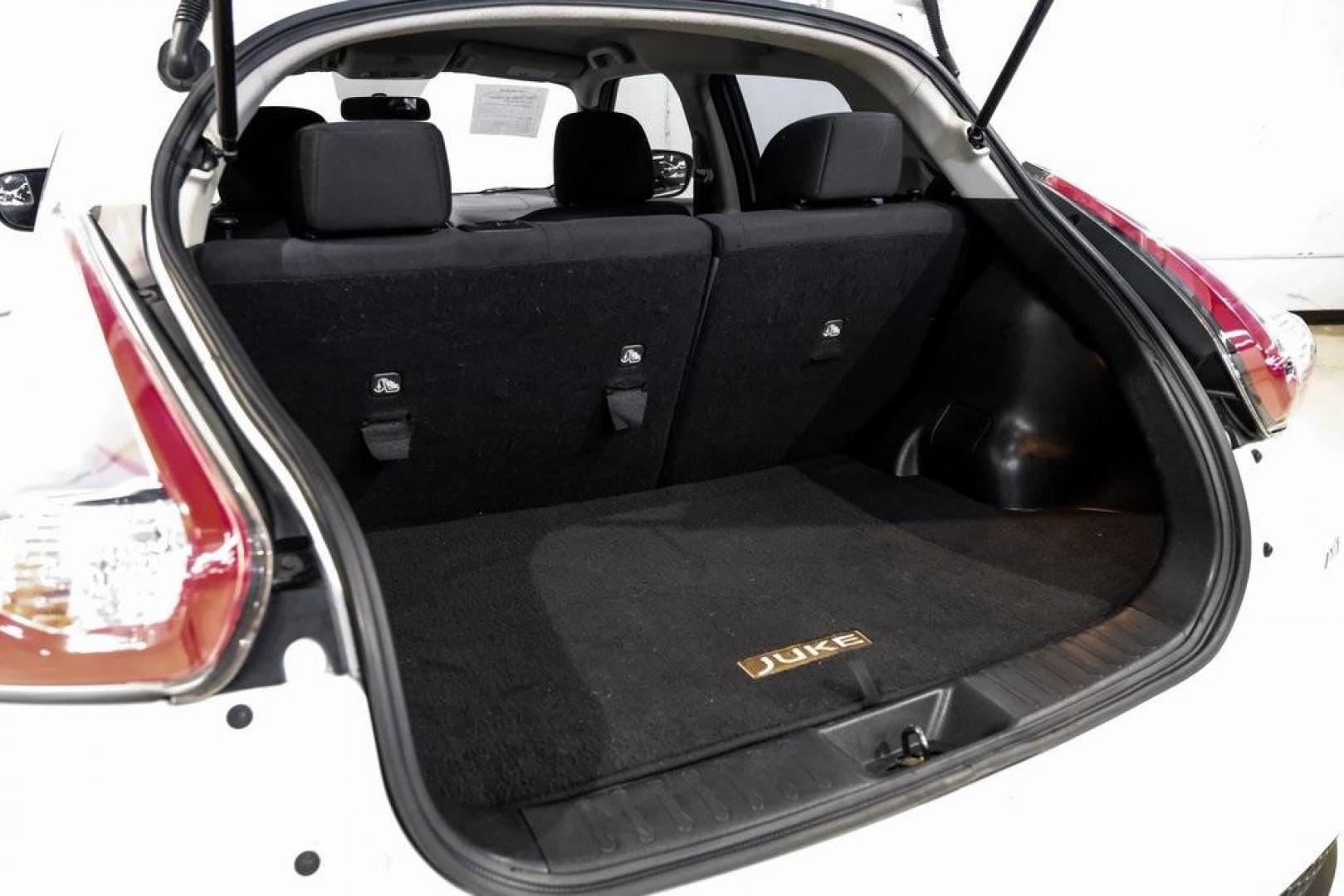 2016 White Pearl /Black Nissan Juke S (JN8AF5MV3GT) with an 1.6L I4 DOHC 16V engine, CVT transmission, located at 15300 Midway Rd., Addison, TX, 75001, (972) 702-0011, 32.958321, -96.838074 - Photo#64