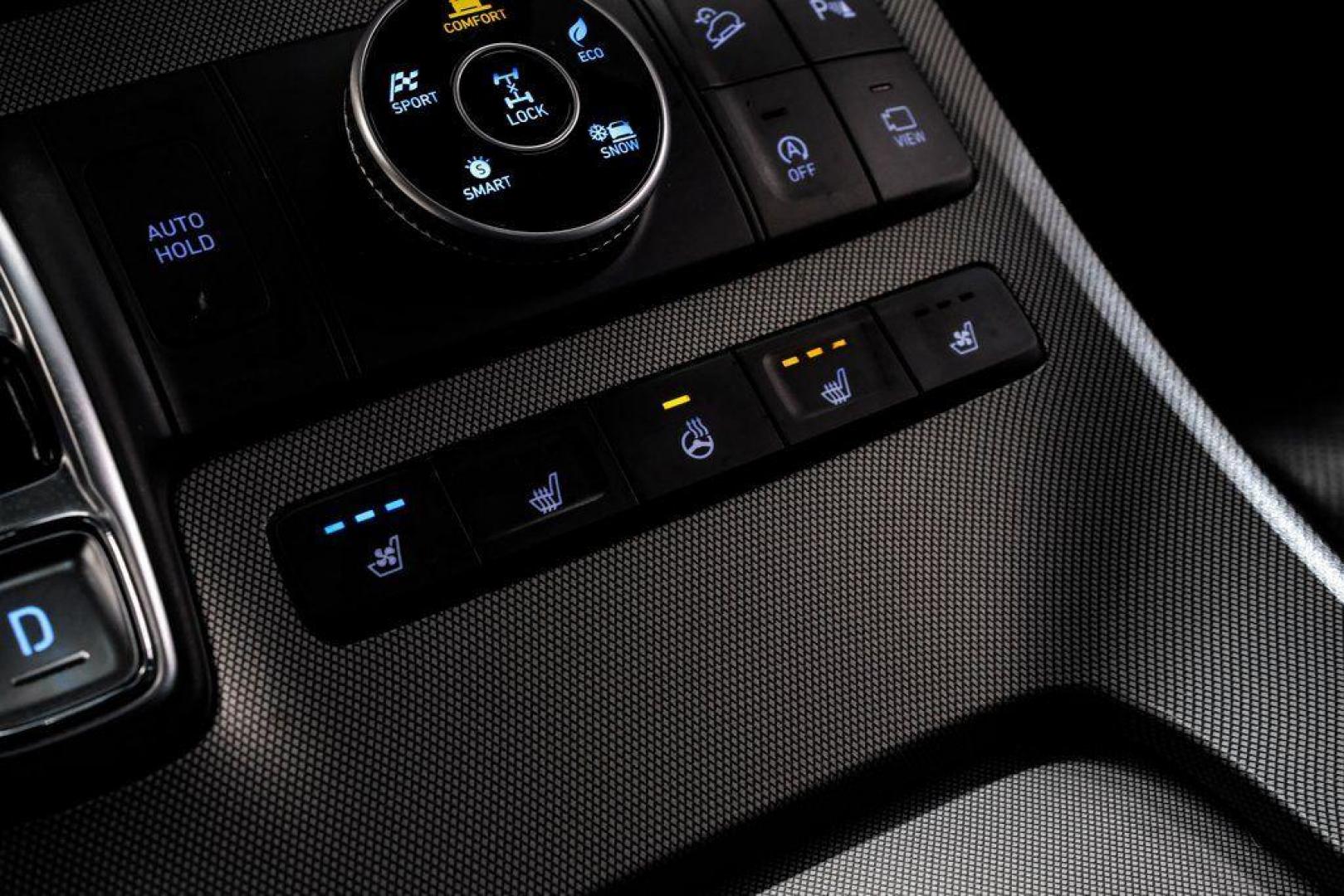 2020 Lagoon Silver /Black Hyundai Palisade Limited (KM8R5DHE2LU) with an V6 engine, Automatic transmission, located at 15300 Midway Rd., Addison, TX, 75001, (972) 702-0011, 32.958321, -96.838074 - 2020 Hyundai Palisade Limited<br><br>Now Available at Midway Auto Group Addison, Texas<br><br>Luxurious, spacious, and exceptionally well-equippedthe 2020 Hyundai Palisade Limited stands at the top of Hyundais three-row SUV lineup. With upscale materials, cutting-edge technology, and premium comfor - Photo#28