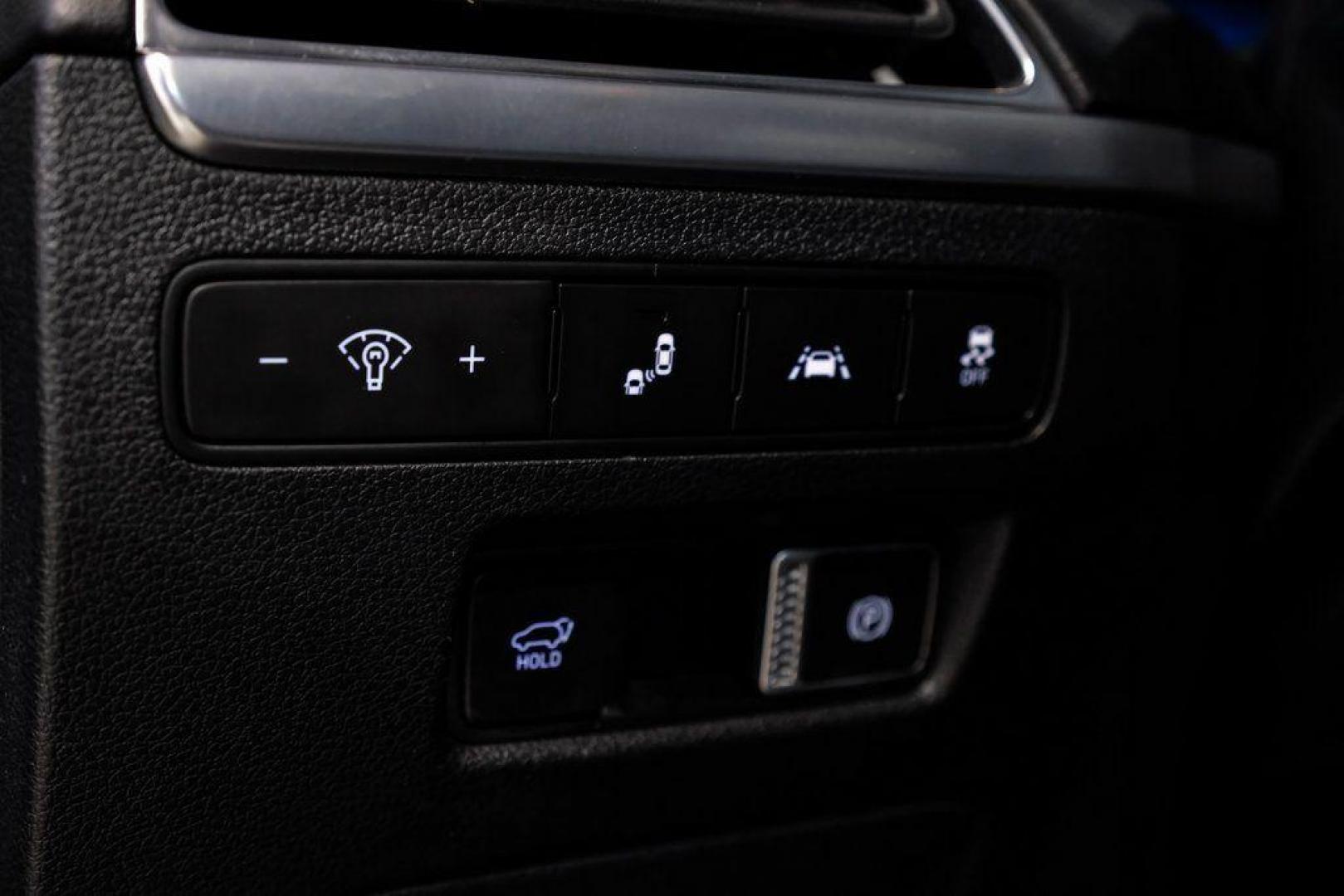 2020 Lagoon Silver /Black Hyundai Palisade Limited (KM8R5DHE2LU) with an V6 engine, Automatic transmission, located at 15300 Midway Rd., Addison, TX, 75001, (972) 702-0011, 32.958321, -96.838074 - 2020 Hyundai Palisade Limited<br><br>Now Available at Midway Auto Group Addison, Texas<br><br>Luxurious, spacious, and exceptionally well-equippedthe 2020 Hyundai Palisade Limited stands at the top of Hyundais three-row SUV lineup. With upscale materials, cutting-edge technology, and premium comfor - Photo#30