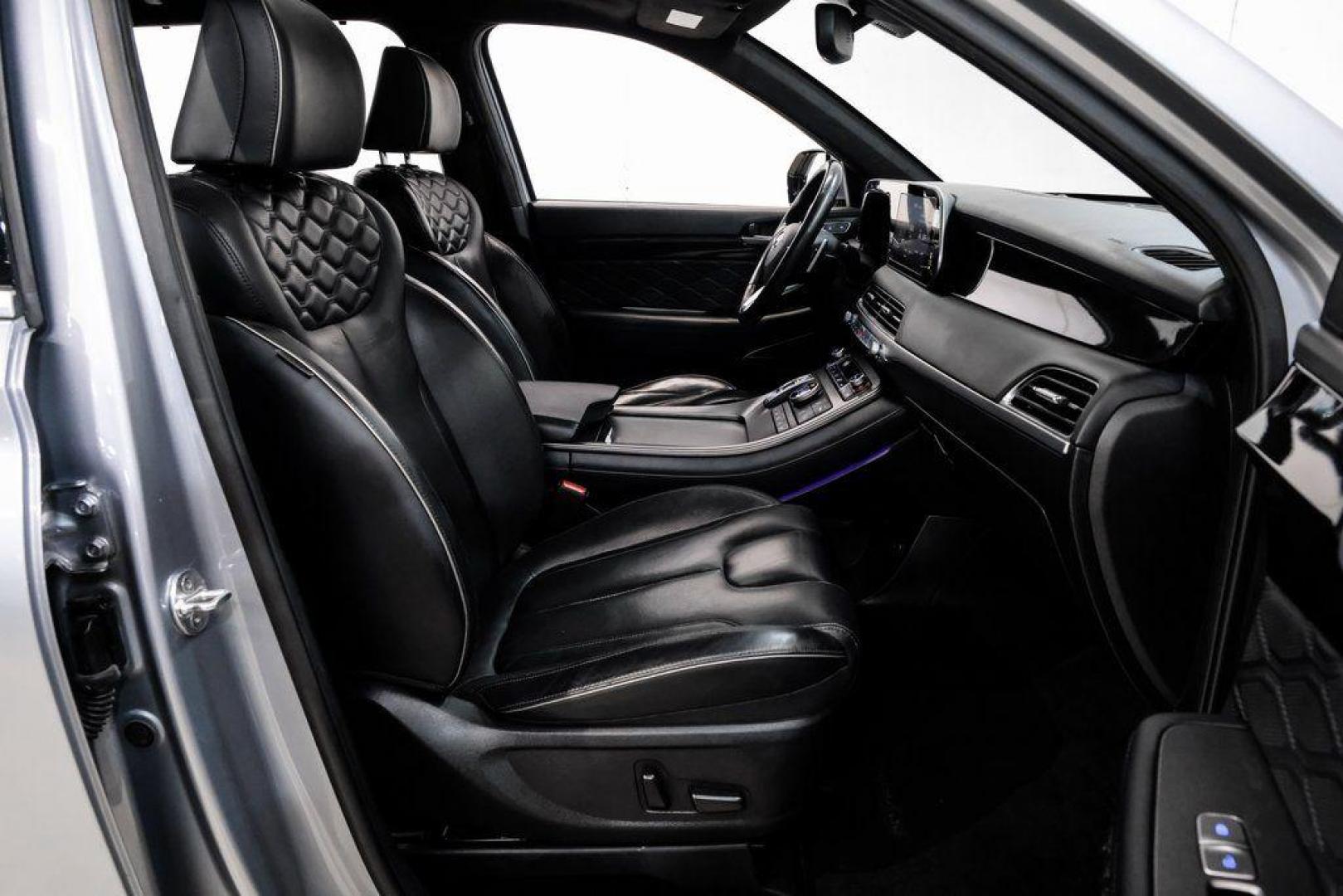 2020 Lagoon Silver /Black Hyundai Palisade Limited (KM8R5DHE2LU) with an V6 engine, Automatic transmission, located at 15300 Midway Rd., Addison, TX, 75001, (972) 702-0011, 32.958321, -96.838074 - 2020 Hyundai Palisade Limited<br><br>Now Available at Midway Auto Group Addison, Texas<br><br>Luxurious, spacious, and exceptionally well-equippedthe 2020 Hyundai Palisade Limited stands at the top of Hyundais three-row SUV lineup. With upscale materials, cutting-edge technology, and premium comfor - Photo#37