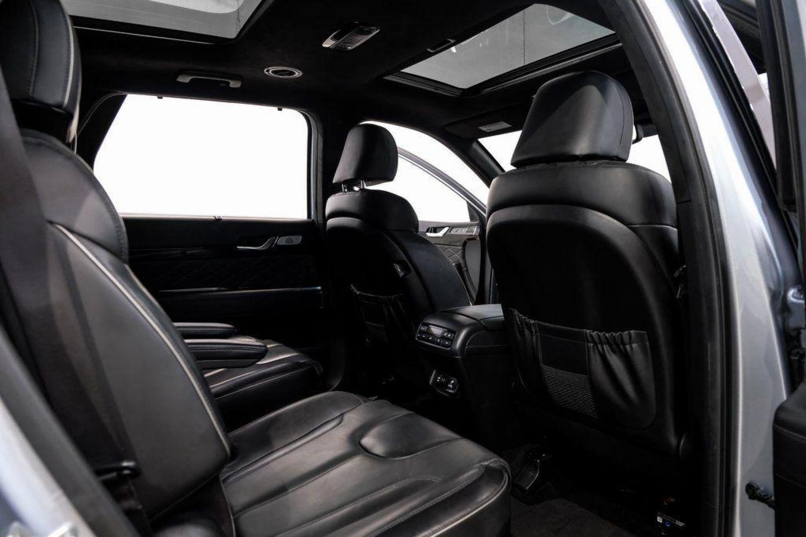 2020 Lagoon Silver /Black Hyundai Palisade Limited (KM8R5DHE2LU) with an V6 engine, Automatic transmission, located at 15300 Midway Rd., Addison, TX, 75001, (972) 702-0011, 32.958321, -96.838074 - 2020 Hyundai Palisade Limited<br><br>Now Available at Midway Auto Group Addison, Texas<br><br>Luxurious, spacious, and exceptionally well-equippedthe 2020 Hyundai Palisade Limited stands at the top of Hyundais three-row SUV lineup. With upscale materials, cutting-edge technology, and premium comfor - Photo#42