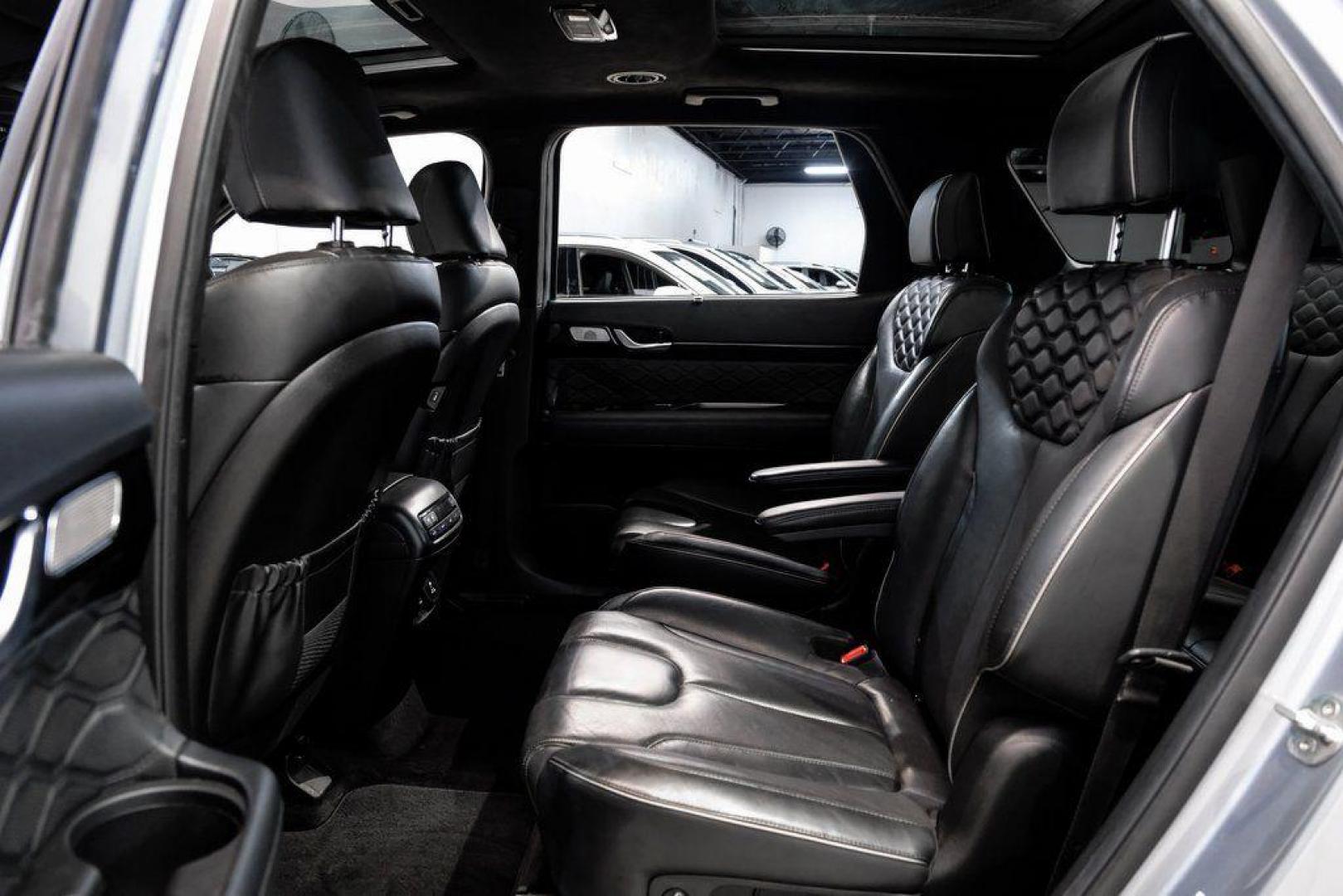 2020 Lagoon Silver /Black Hyundai Palisade Limited (KM8R5DHE2LU) with an V6 engine, Automatic transmission, located at 15300 Midway Rd., Addison, TX, 75001, (972) 702-0011, 32.958321, -96.838074 - 2020 Hyundai Palisade Limited<br><br>Now Available at Midway Auto Group Addison, Texas<br><br>Luxurious, spacious, and exceptionally well-equippedthe 2020 Hyundai Palisade Limited stands at the top of Hyundais three-row SUV lineup. With upscale materials, cutting-edge technology, and premium comfor - Photo#45