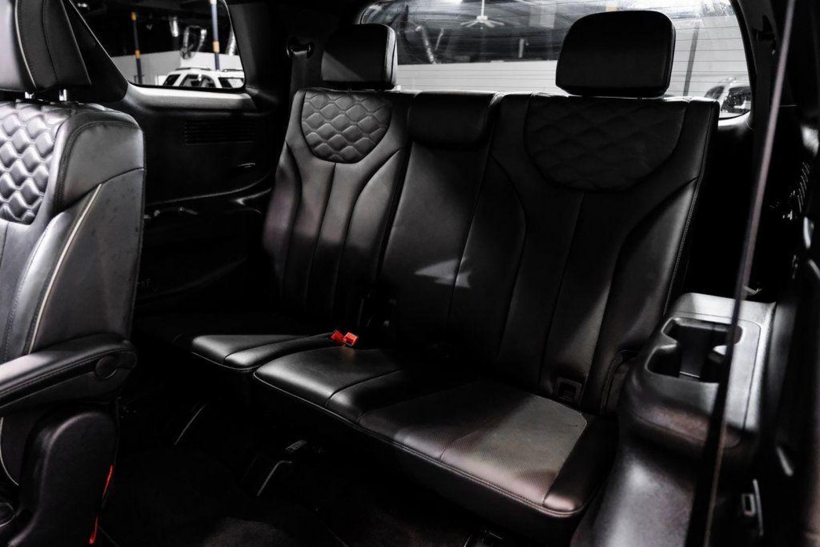 2020 Lagoon Silver /Black Hyundai Palisade Limited (KM8R5DHE2LU) with an V6 engine, Automatic transmission, located at 15300 Midway Rd., Addison, TX, 75001, (972) 702-0011, 32.958321, -96.838074 - 2020 Hyundai Palisade Limited<br><br>Now Available at Midway Auto Group Addison, Texas<br><br>Luxurious, spacious, and exceptionally well-equippedthe 2020 Hyundai Palisade Limited stands at the top of Hyundais three-row SUV lineup. With upscale materials, cutting-edge technology, and premium comfor - Photo#48