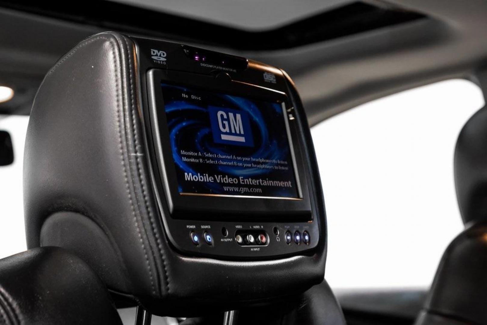 2009 White Diamond Tricoat /Ebony GMC Acadia SLT-2 (1GKER33D19J) with an 3.6L V6 SIDI engine, Automatic transmission, located at 15300 Midway Rd., Addison, TX, 75001, (972) 702-0011, 32.958321, -96.838074 - 2009 GMC Acadia SLT-2<br><br>Now Available at Midway Auto Group, Addison, Texas<br><br>Premium, spacious, and family-readythe 2009 GMC Acadia SLT-2 delivers upscale features, three-row flexibility, and strong V6 performance. As one of the highest trim levels available, the SLT-2 offers luxury-grade - Photo#50