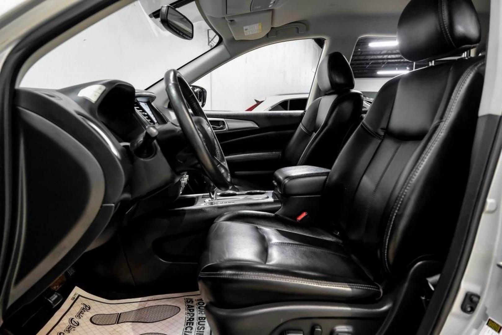 2020 Brilliant Silver Metallic /Charcoal Nissan Pathfinder SL (5N1DR2CN0LC) with an V6 engine, CVT transmission, located at 15300 Midway Rd., Addison, TX, 75001, (972) 702-0011, 32.958321, -96.838074 - 2020 Nissan Pathfinder SV<br><br>Now Available at Midway Auto Group Addison, Texas<br><br>Well-equipped, spacious, and dependablethe 2020 Nissan Pathfinder SV offers three-row versatility, strong V6 performance, and upgraded features that make everyday driving more comfortable and convenient. With - Photo#3