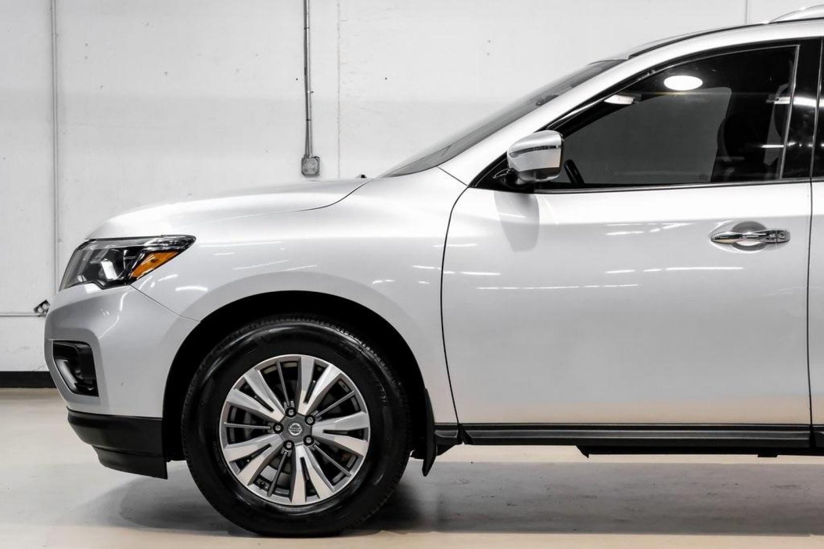 2020 Brilliant Silver Metallic /Charcoal Nissan Pathfinder SL (5N1DR2CN0LC) with an V6 engine, CVT transmission, located at 15300 Midway Rd., Addison, TX, 75001, (972) 702-0011, 32.958321, -96.838074 - 2020 Nissan Pathfinder SV<br><br>Now Available at Midway Auto Group Addison, Texas<br><br>Well-equipped, spacious, and dependablethe 2020 Nissan Pathfinder SV offers three-row versatility, strong V6 performance, and upgraded features that make everyday driving more comfortable and convenient. With - Photo#18