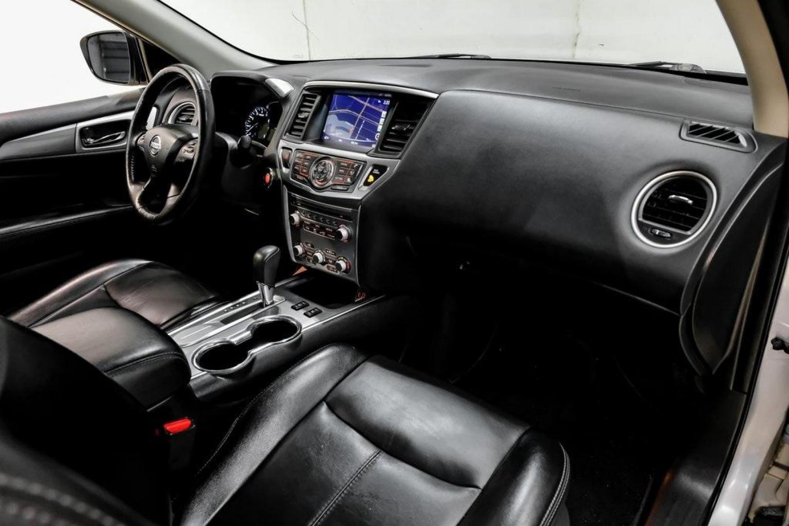 2020 Brilliant Silver Metallic /Charcoal Nissan Pathfinder SL (5N1DR2CN0LC) with an V6 engine, CVT transmission, located at 15300 Midway Rd., Addison, TX, 75001, (972) 702-0011, 32.958321, -96.838074 - 2020 Nissan Pathfinder SV<br><br>Now Available at Midway Auto Group Addison, Texas<br><br>Well-equipped, spacious, and dependablethe 2020 Nissan Pathfinder SV offers three-row versatility, strong V6 performance, and upgraded features that make everyday driving more comfortable and convenient. With - Photo#20