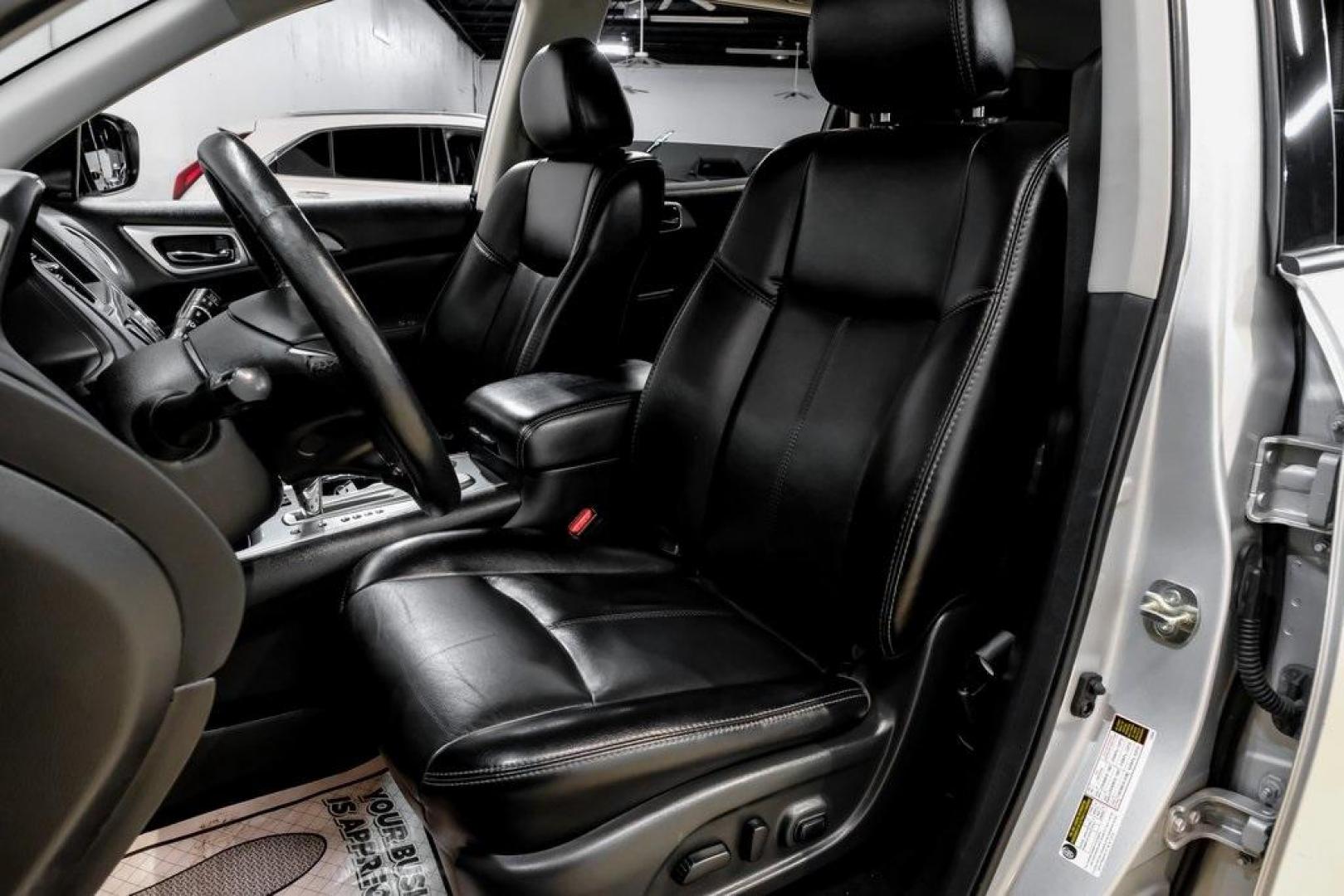 2020 Brilliant Silver Metallic /Charcoal Nissan Pathfinder SL (5N1DR2CN0LC) with an V6 engine, CVT transmission, located at 15300 Midway Rd., Addison, TX, 75001, (972) 702-0011, 32.958321, -96.838074 - 2020 Nissan Pathfinder SV<br><br>Now Available at Midway Auto Group Addison, Texas<br><br>Well-equipped, spacious, and dependablethe 2020 Nissan Pathfinder SV offers three-row versatility, strong V6 performance, and upgraded features that make everyday driving more comfortable and convenient. With - Photo#42