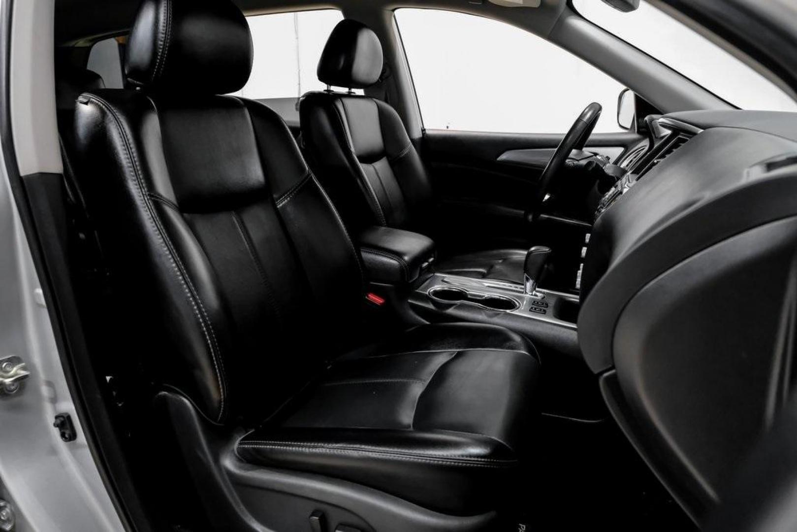 2020 Brilliant Silver Metallic /Charcoal Nissan Pathfinder SL (5N1DR2CN0LC) with an V6 engine, CVT transmission, located at 15300 Midway Rd., Addison, TX, 75001, (972) 702-0011, 32.958321, -96.838074 - 2020 Nissan Pathfinder SV<br><br>Now Available at Midway Auto Group Addison, Texas<br><br>Well-equipped, spacious, and dependablethe 2020 Nissan Pathfinder SV offers three-row versatility, strong V6 performance, and upgraded features that make everyday driving more comfortable and convenient. With - Photo#45