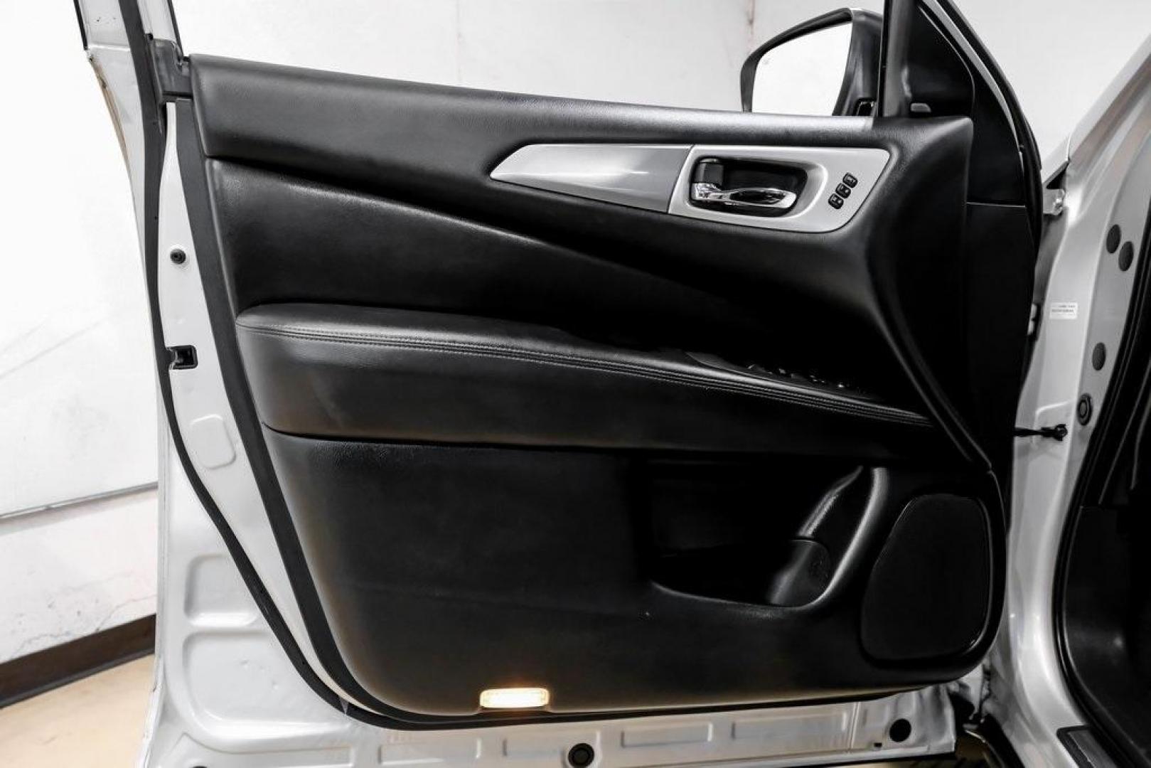 2020 Brilliant Silver Metallic /Charcoal Nissan Pathfinder SL (5N1DR2CN0LC) with an V6 engine, CVT transmission, located at 15300 Midway Rd., Addison, TX, 75001, (972) 702-0011, 32.958321, -96.838074 - 2020 Nissan Pathfinder SV<br><br>Now Available at Midway Auto Group Addison, Texas<br><br>Well-equipped, spacious, and dependablethe 2020 Nissan Pathfinder SV offers three-row versatility, strong V6 performance, and upgraded features that make everyday driving more comfortable and convenient. With - Photo#55