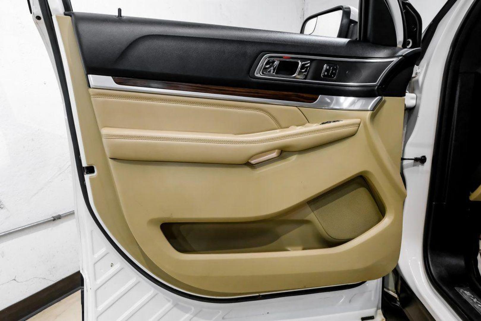 2017 White Platinum /Med Light Camel Ford Explorer Limited (1FM5K7FH9HG) with an 2.3L I4 EcoBoost engine, Automatic transmission, located at 15300 Midway Rd., Addison, TX, 75001, (972) 702-0011, 32.958321, -96.838074 - 2017 Ford Explorer Limited<br><br>Now Available at Midway Auto Group, Addison, Texas<br><br>Refined, spacious, and packed with premium the 2017 Ford Explorer Limited delivers the perfect blend of comfort, technology, and capability. As one of the highest trims available, the Limited model elevates t - Photo#56