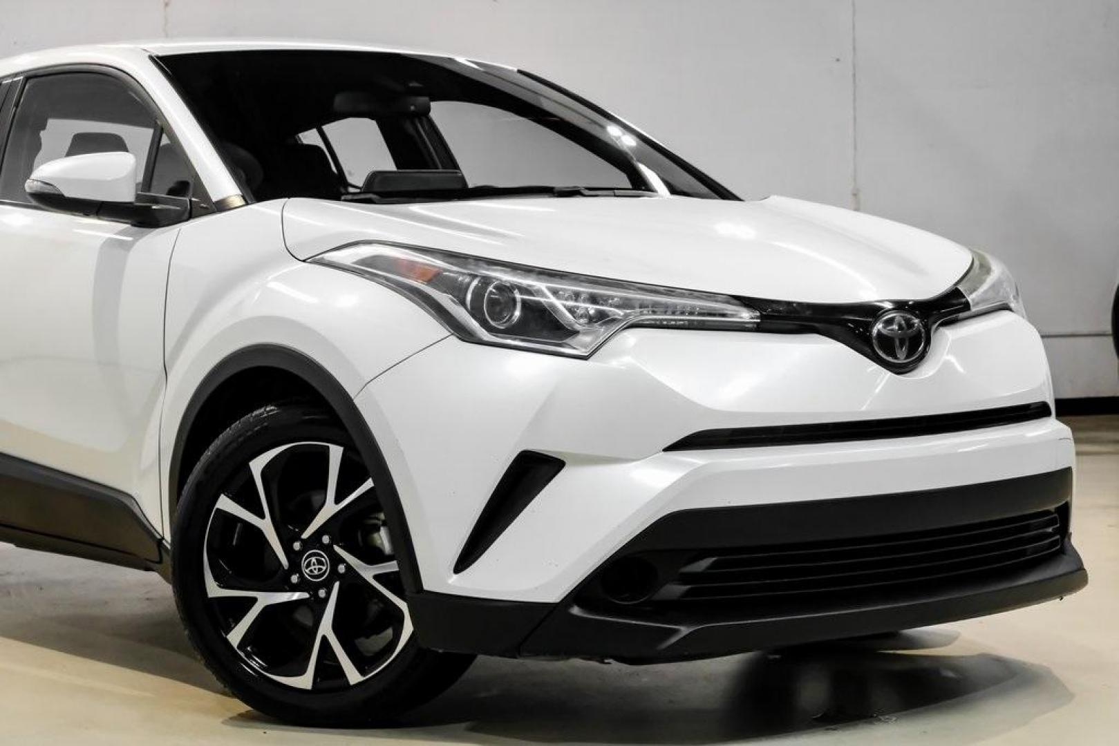 2019 Blizzard Pearl /Black Toyota C-HR XLE (NMTKHMBX6KR) with an 2.0L I4 DOHC 16V engine, CVT transmission, located at 15300 Midway Rd., Addison, TX, 75001, (972) 702-0011, 32.958321, -96.838074 - Photo#9