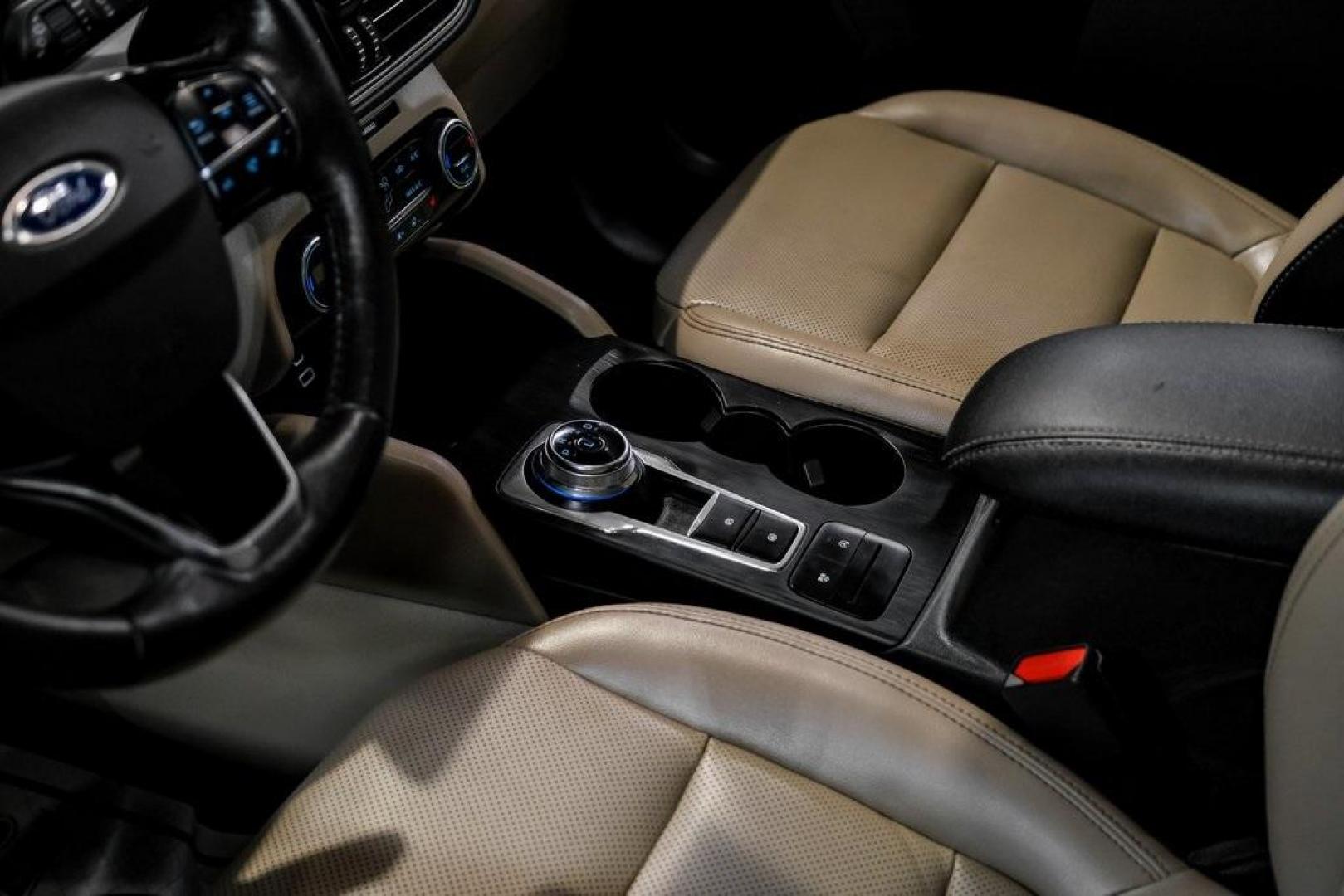 2021 Black Metallic /Sandstone Ford Escape SEL (1FMCU0H62MU) with an 1.5L EcoBoost engine, Automatic transmission, located at 15300 Midway Rd., Addison, TX, 75001, (972) 702-0011, 32.958321, -96.838074 - Photo#19