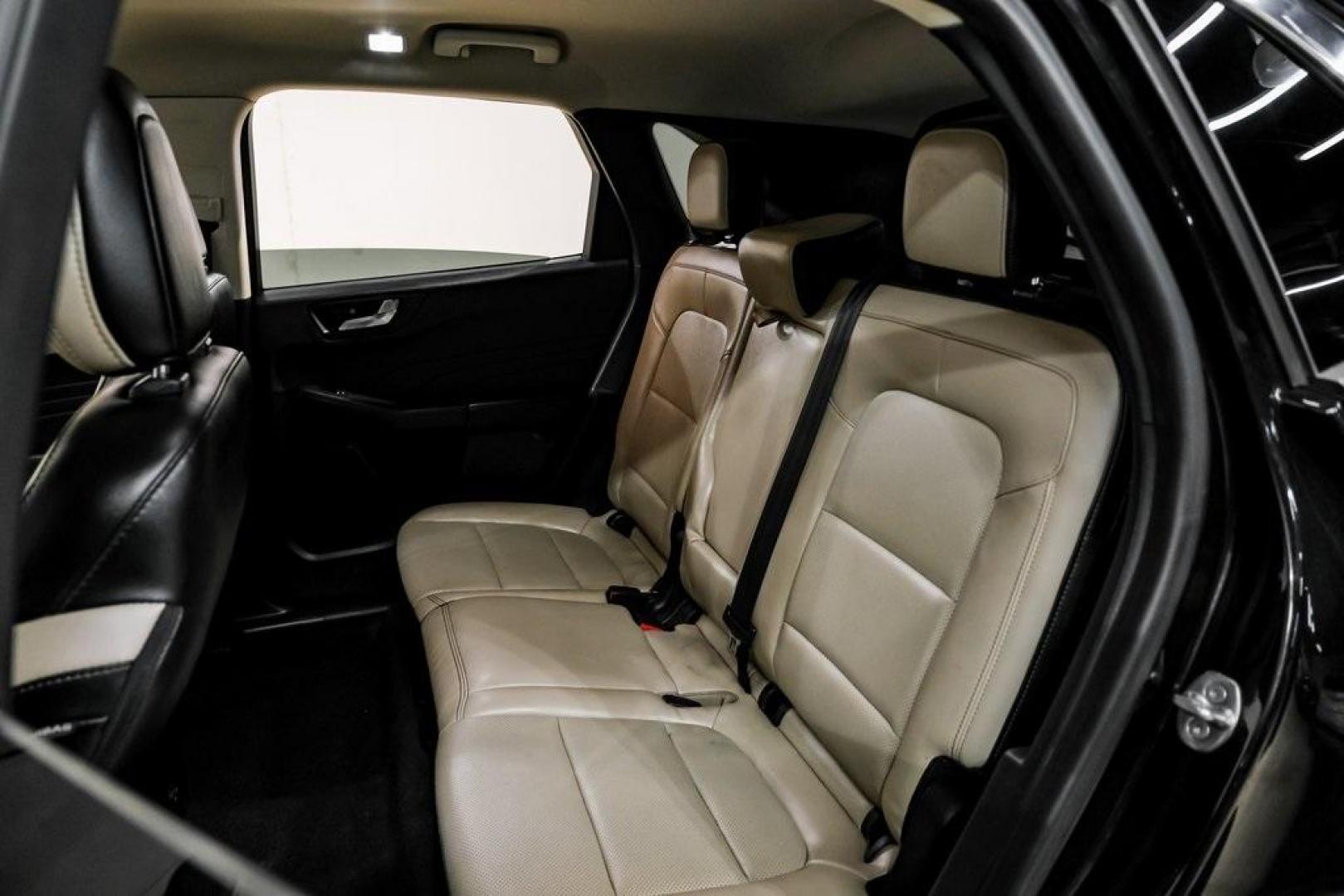 2021 Black Metallic /Sandstone Ford Escape SEL (1FMCU0H62MU) with an 1.5L EcoBoost engine, Automatic transmission, located at 15300 Midway Rd., Addison, TX, 75001, (972) 702-0011, 32.958321, -96.838074 - Photo#32