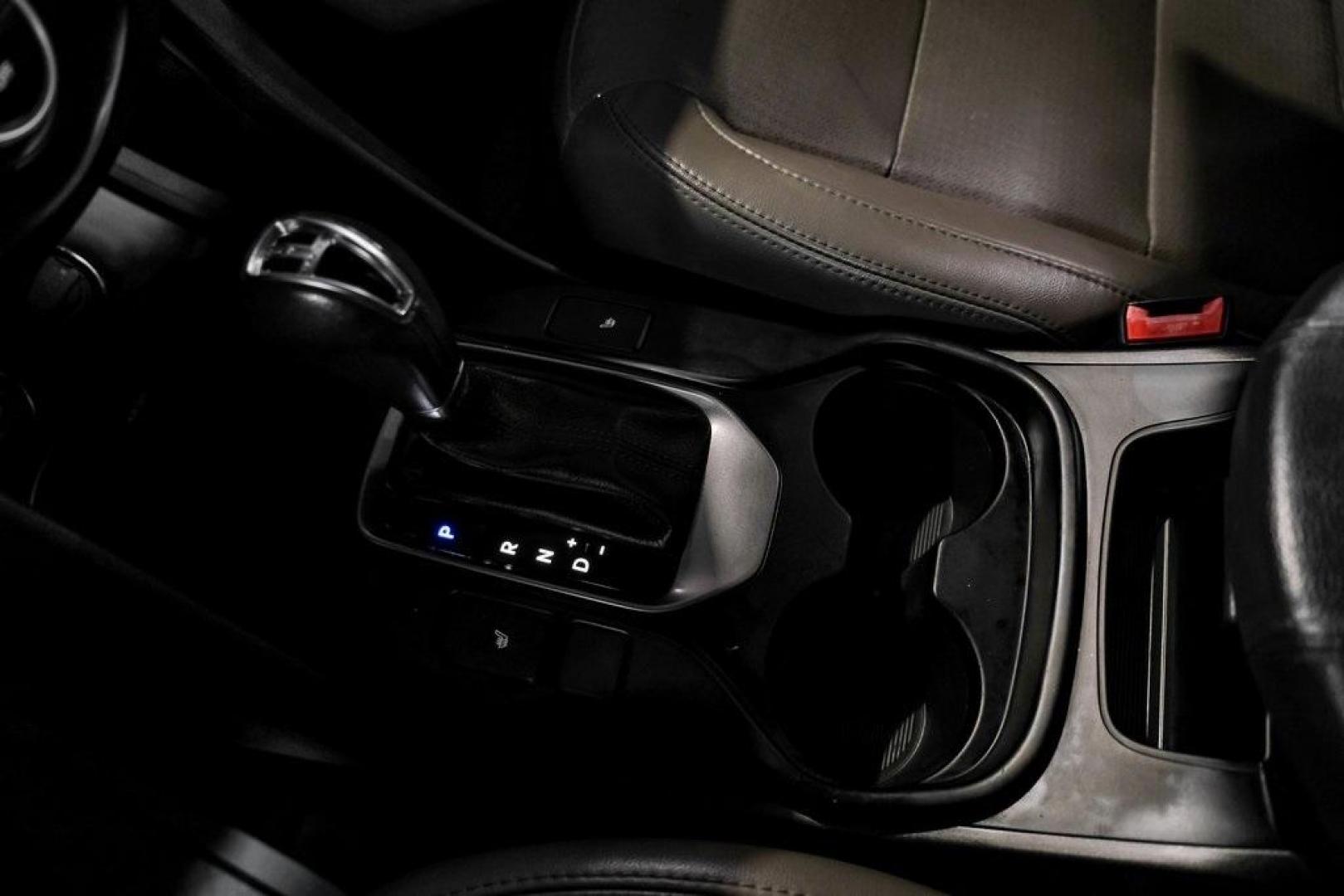 2013 Moonstone Silver /Gray Hyundai Santa Fe Sport 2.0L Turbo (5XYZW3LA7DG) with an 2.0L I4 DGI DOHC 16V Turbocharged engine, Automatic transmission, located at 15300 Midway Rd., Addison, TX, 75001, (972) 702-0011, 32.958321, -96.838074 - Photo#23