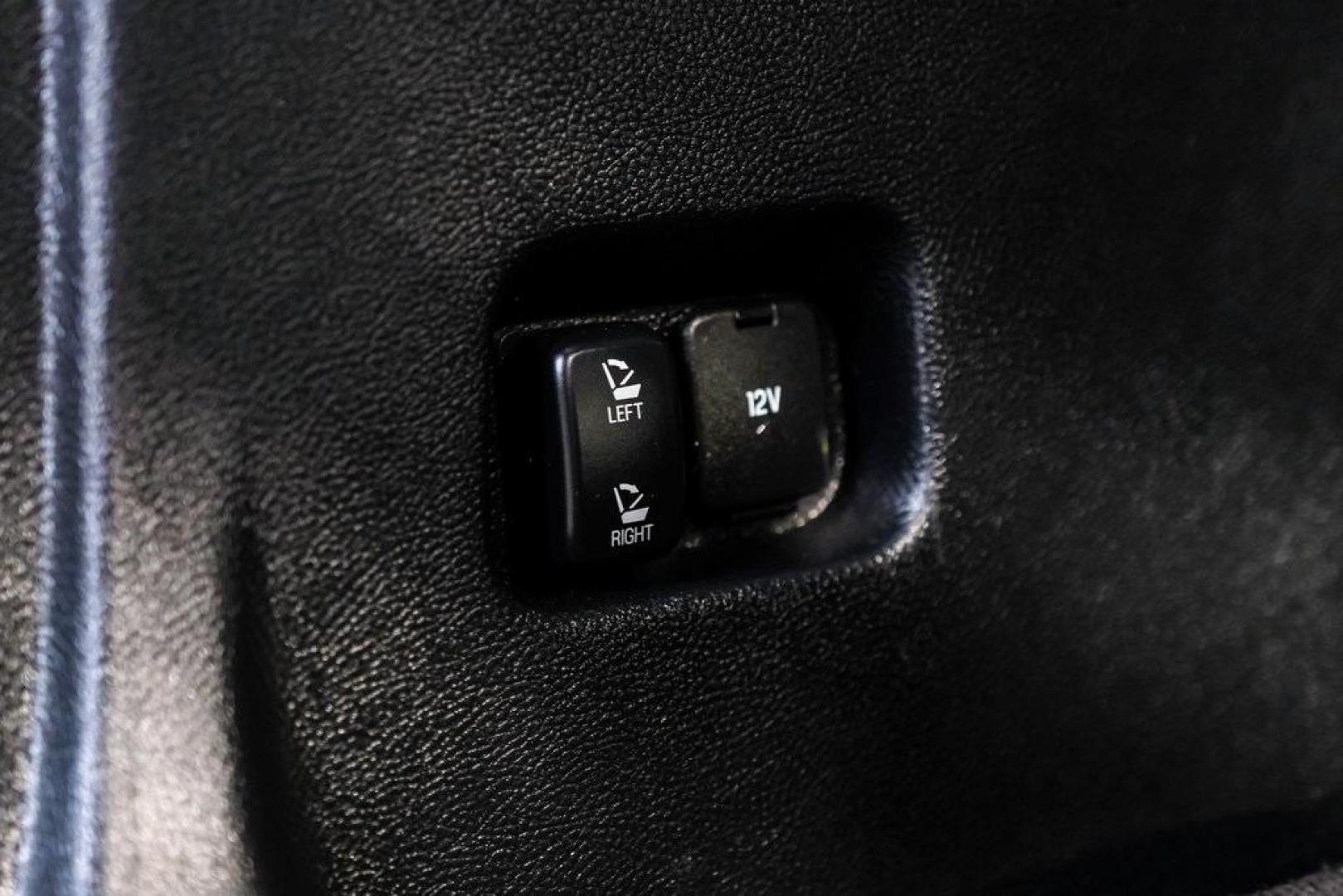 2016 Blue Metallic /Ebony Ford Edge Titanium (2FMPK4K87GB) with an 3.5L V6 Ti-VCT engine, Automatic transmission, located at 15300 Midway Rd., Addison, TX, 75001, (972) 702-0011, 32.958321, -96.838074 - 2016 Ford Edge Titanium AWD<br><br>Now Available at Midway Auto Group Addison, Texas<br><br>Refined, comfortable, and well-equipped, the 2016 Ford Edge Titanium AWD delivers a premium midsize SUV experience with modern technology, a quiet ride, and confident all-wheel-drive capability. As one of th - Photo#35