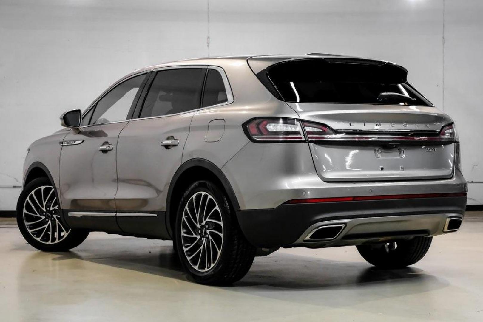 2019 Mocha /Ebony Lincoln Nautilus Reserve (2LMPJ6L98KB) with an 2.0L Turbocharged engine, Automatic transmission, located at 15300 Midway Rd., Addison, TX, 75001, (972) 702-0011, 32.958321, -96.838074 - 2019 Lincoln Nautilus Reserve<br><br>Now Available at Midway Auto Group, Addison, Texas<br><br>Luxurious, powerful, and exceptionally refined the 2019 Lincoln Nautilus Reserve represents the peak of Lincoln's midsize SUV craftsmanship. With its premium interior materials, smooth twin-turbocharged pe - Photo#16