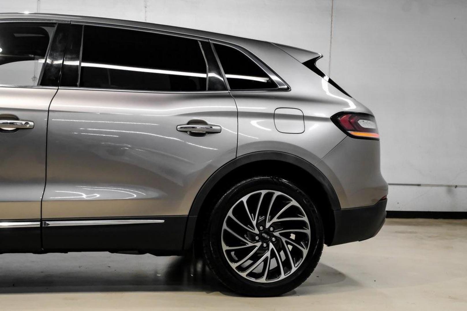 2019 Mocha /Ebony Lincoln Nautilus Reserve (2LMPJ6L98KB) with an 2.0L Turbocharged engine, Automatic transmission, located at 15300 Midway Rd., Addison, TX, 75001, (972) 702-0011, 32.958321, -96.838074 - 2019 Lincoln Nautilus Reserve<br><br>Now Available at Midway Auto Group, Addison, Texas<br><br>Luxurious, powerful, and exceptionally refined the 2019 Lincoln Nautilus Reserve represents the peak of Lincoln's midsize SUV craftsmanship. With its premium interior materials, smooth twin-turbocharged pe - Photo#21