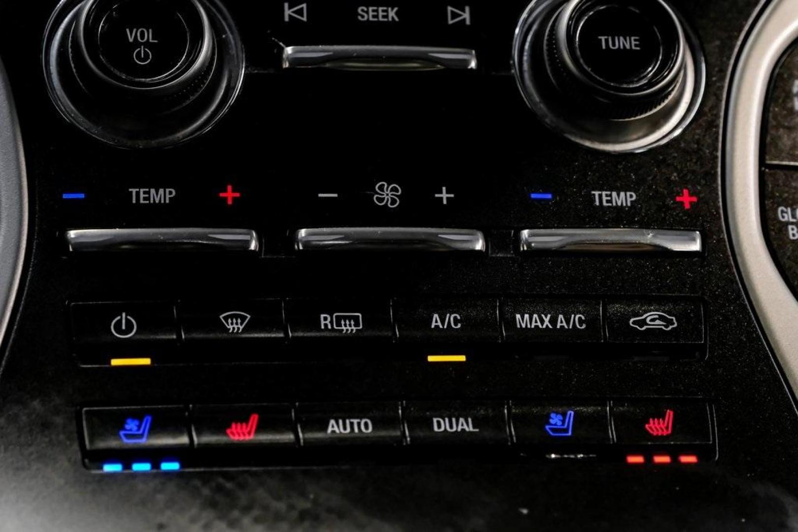 2019 Mocha /Ebony Lincoln Nautilus Reserve (2LMPJ6L98KB) with an 2.0L Turbocharged engine, Automatic transmission, located at 15300 Midway Rd., Addison, TX, 75001, (972) 702-0011, 32.958321, -96.838074 - 2019 Lincoln Nautilus Reserve<br><br>Now Available at Midway Auto Group, Addison, Texas<br><br>Luxurious, powerful, and exceptionally refined the 2019 Lincoln Nautilus Reserve represents the peak of Lincoln's midsize SUV craftsmanship. With its premium interior materials, smooth twin-turbocharged pe - Photo#37