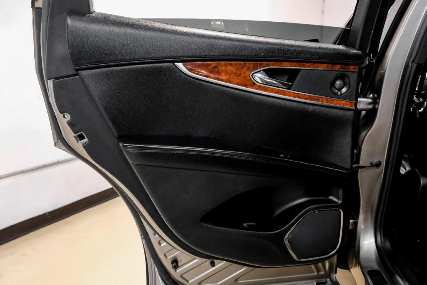 2019 Mocha /Ebony Lincoln Nautilus Reserve (2LMPJ6L98KB) with an 2.0L Turbocharged engine, Automatic transmission, located at 15300 Midway Rd., Addison, TX, 75001, (972) 702-0011, 32.958321, -96.838074 - 2019 Lincoln Nautilus Reserve<br><br>Now Available at Midway Auto Group, Addison, Texas<br><br>Luxurious, powerful, and exceptionally refined the 2019 Lincoln Nautilus Reserve represents the peak of Lincoln's midsize SUV craftsmanship. With its premium interior materials, smooth twin-turbocharged pe - Photo#59