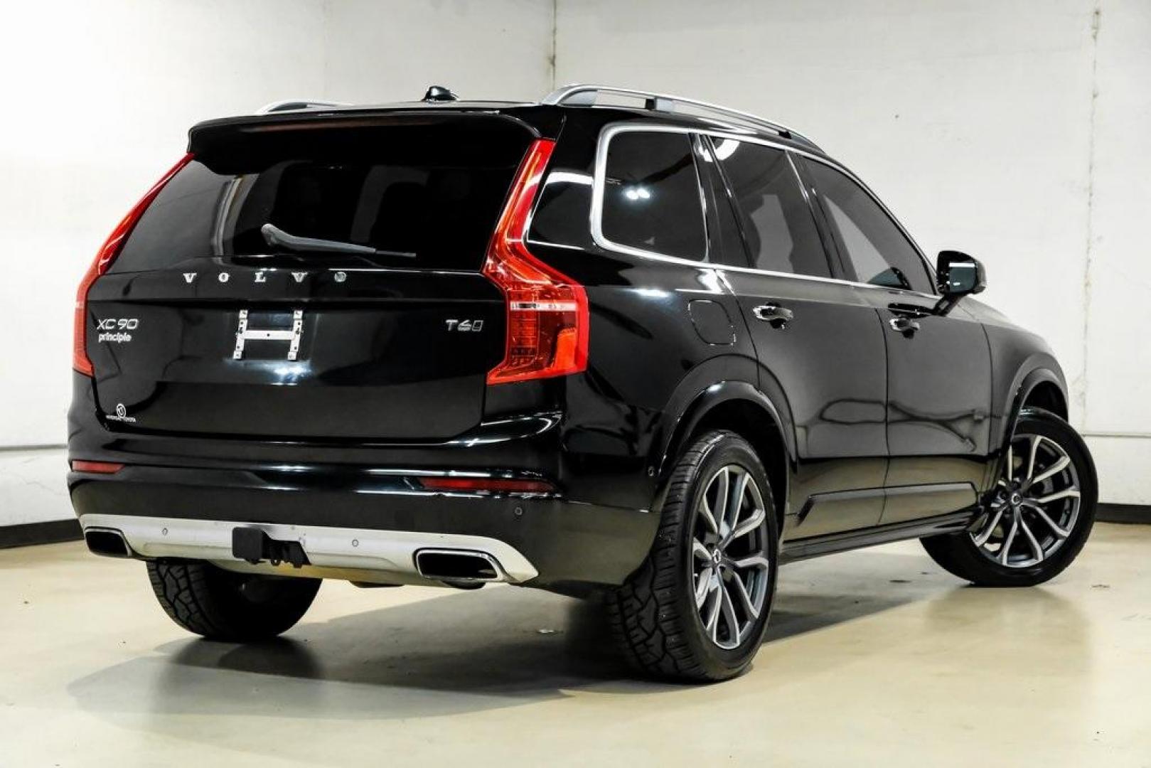 2017 Onyx Black Metallic /Charcoal Volvo XC90 T6 Momentum (YV4A22PK7H1) with an I4 Supercharged engine, Automatic transmission, located at 15300 Midway Rd., Addison, TX, 75001, (972) 702-0011, 32.958321, -96.838074 - 2017 Volvo XC90 T6 Momentum AWD<br><br>Now Available at Midway Auto Group, Addison, Texas<br><br>Elegant, safe, and exceptionally refined, the 2017 Volvo XC90 T6 Momentum AWD combines Scandinavian luxury with advanced engineering and award-winning safety. With its premium interior, powerful twin-cha - Photo#8