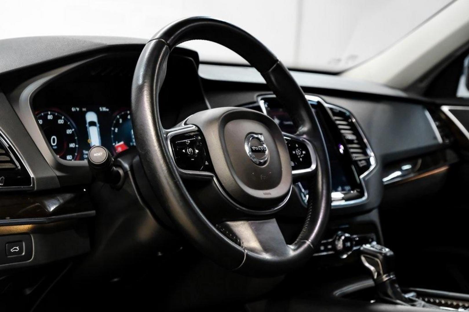 2017 Onyx Black Metallic /Charcoal Volvo XC90 T6 Momentum (YV4A22PK7H1) with an I4 Supercharged engine, Automatic transmission, located at 15300 Midway Rd., Addison, TX, 75001, (972) 702-0011, 32.958321, -96.838074 - 2017 Volvo XC90 T6 Momentum AWD<br><br>Now Available at Midway Auto Group, Addison, Texas<br><br>Elegant, safe, and exceptionally refined, the 2017 Volvo XC90 T6 Momentum AWD combines Scandinavian luxury with advanced engineering and award-winning safety. With its premium interior, powerful twin-cha - Photo#17