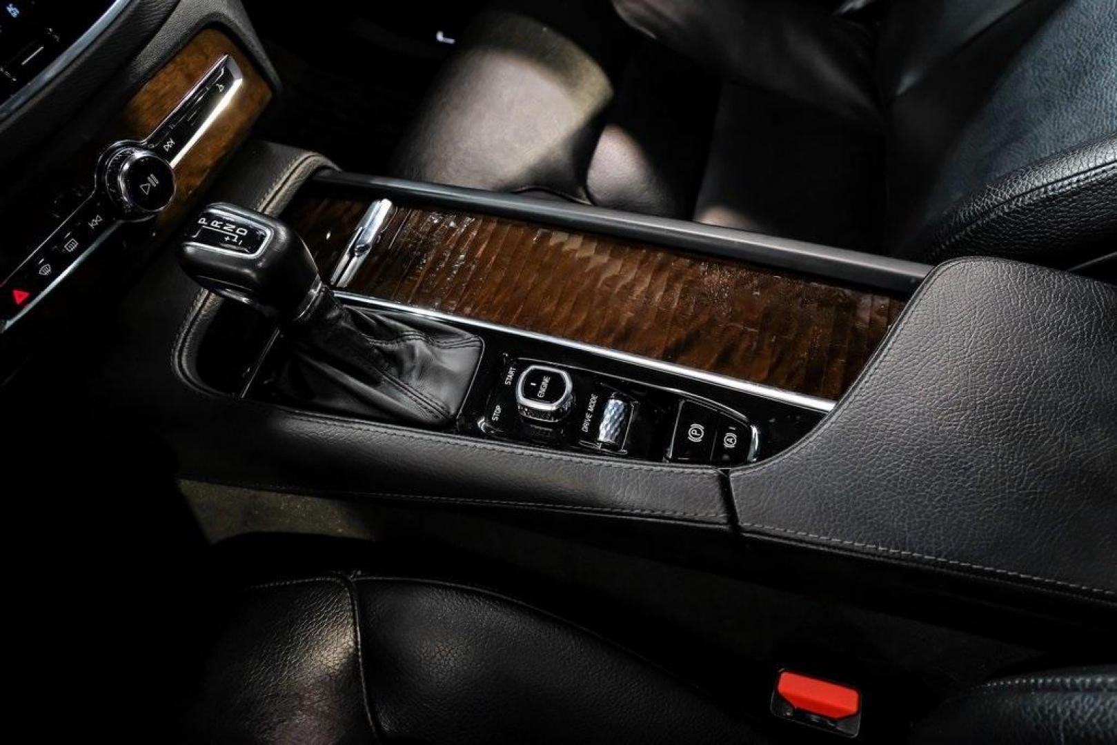 2017 Onyx Black Metallic /Charcoal Volvo XC90 T6 Momentum (YV4A22PK7H1) with an I4 Supercharged engine, Automatic transmission, located at 15300 Midway Rd., Addison, TX, 75001, (972) 702-0011, 32.958321, -96.838074 - 2017 Volvo XC90 T6 Momentum AWD<br><br>Now Available at Midway Auto Group, Addison, Texas<br><br>Elegant, safe, and exceptionally refined, the 2017 Volvo XC90 T6 Momentum AWD combines Scandinavian luxury with advanced engineering and award-winning safety. With its premium interior, powerful twin-cha - Photo#26