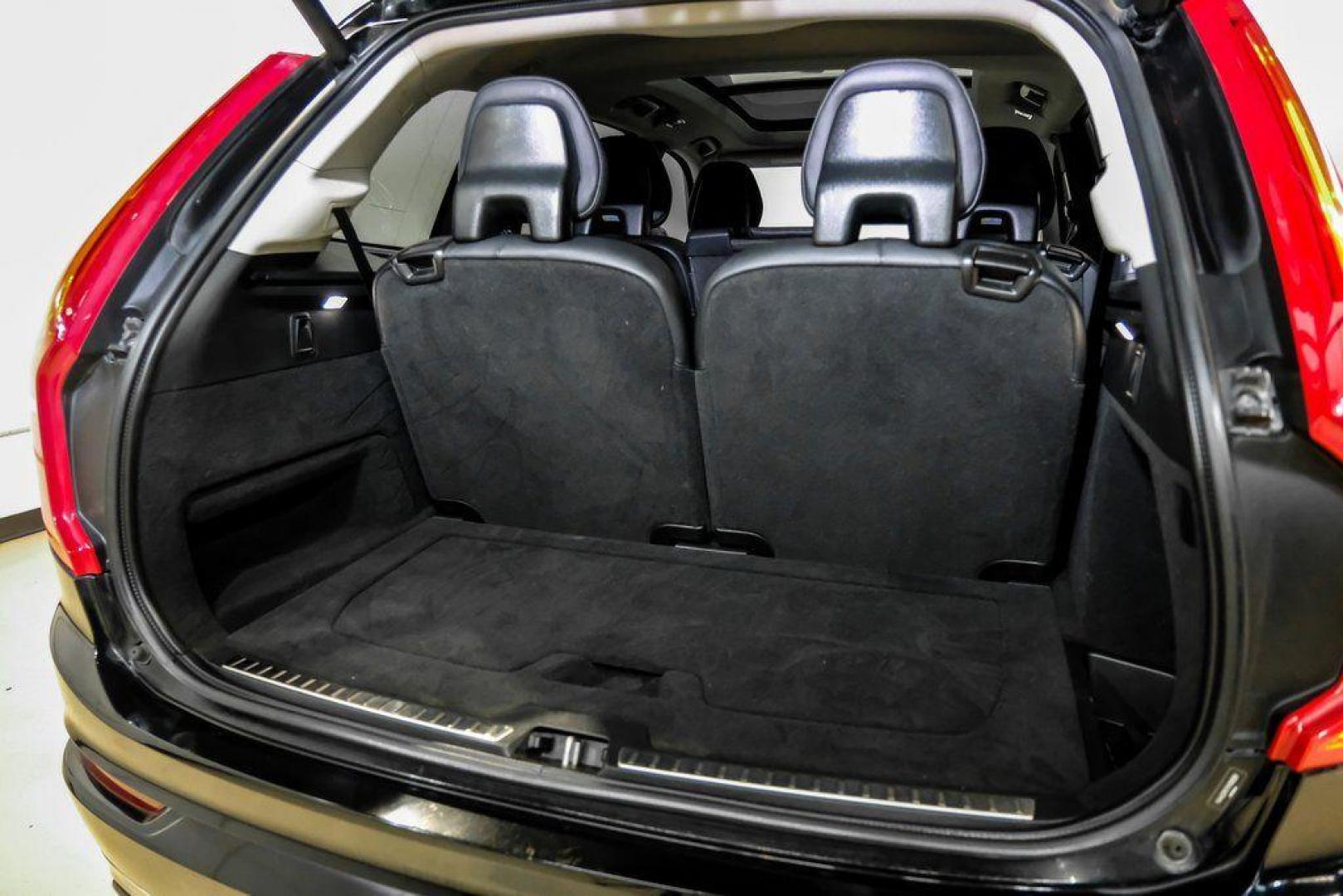 2017 Onyx Black Metallic /Charcoal Volvo XC90 T6 Momentum (YV4A22PK7H1) with an I4 Supercharged engine, Automatic transmission, located at 15300 Midway Rd., Addison, TX, 75001, (972) 702-0011, 32.958321, -96.838074 - 2017 Volvo XC90 T6 Momentum AWD<br><br>Now Available at Midway Auto Group, Addison, Texas<br><br>Elegant, safe, and exceptionally refined, the 2017 Volvo XC90 T6 Momentum AWD combines Scandinavian luxury with advanced engineering and award-winning safety. With its premium interior, powerful twin-cha - Photo#57