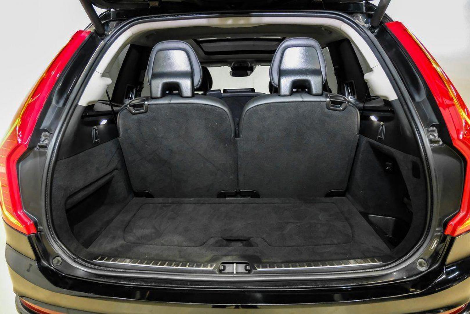 2017 Onyx Black Metallic /Charcoal Volvo XC90 T6 Momentum (YV4A22PK7H1) with an I4 Supercharged engine, Automatic transmission, located at 15300 Midway Rd., Addison, TX, 75001, (972) 702-0011, 32.958321, -96.838074 - 2017 Volvo XC90 T6 Momentum AWD<br><br>Now Available at Midway Auto Group, Addison, Texas<br><br>Elegant, safe, and exceptionally refined, the 2017 Volvo XC90 T6 Momentum AWD combines Scandinavian luxury with advanced engineering and award-winning safety. With its premium interior, powerful twin-cha - Photo#58