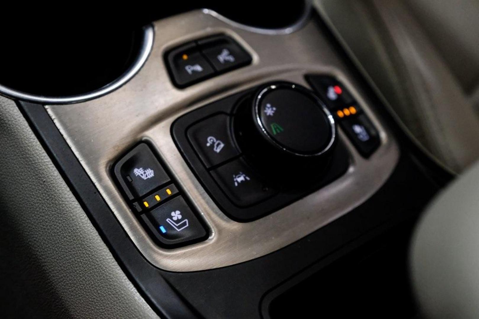 2018 Mineral Metallic /Light Platinum/Taupe GMC Terrain Denali (3GKALSEX8JL) with an 2.0L Turbocharged engine, Automatic transmission, located at 15300 Midway Rd., Addison, TX, 75001, (972) 702-0011, 32.958321, -96.838074 - 2018 GMC Terrain Denali<br><br>Now Available at Midway Auto Group, Addison, Texas<br><br>Upscale, stylish, and exceptionally refinedthe 2018 GMC Terrain Denali represents the highest level of luxury in GMCs compact SUV lineup. With exclusive Denali styling, a premium interior, advanced safety techno - Photo#32