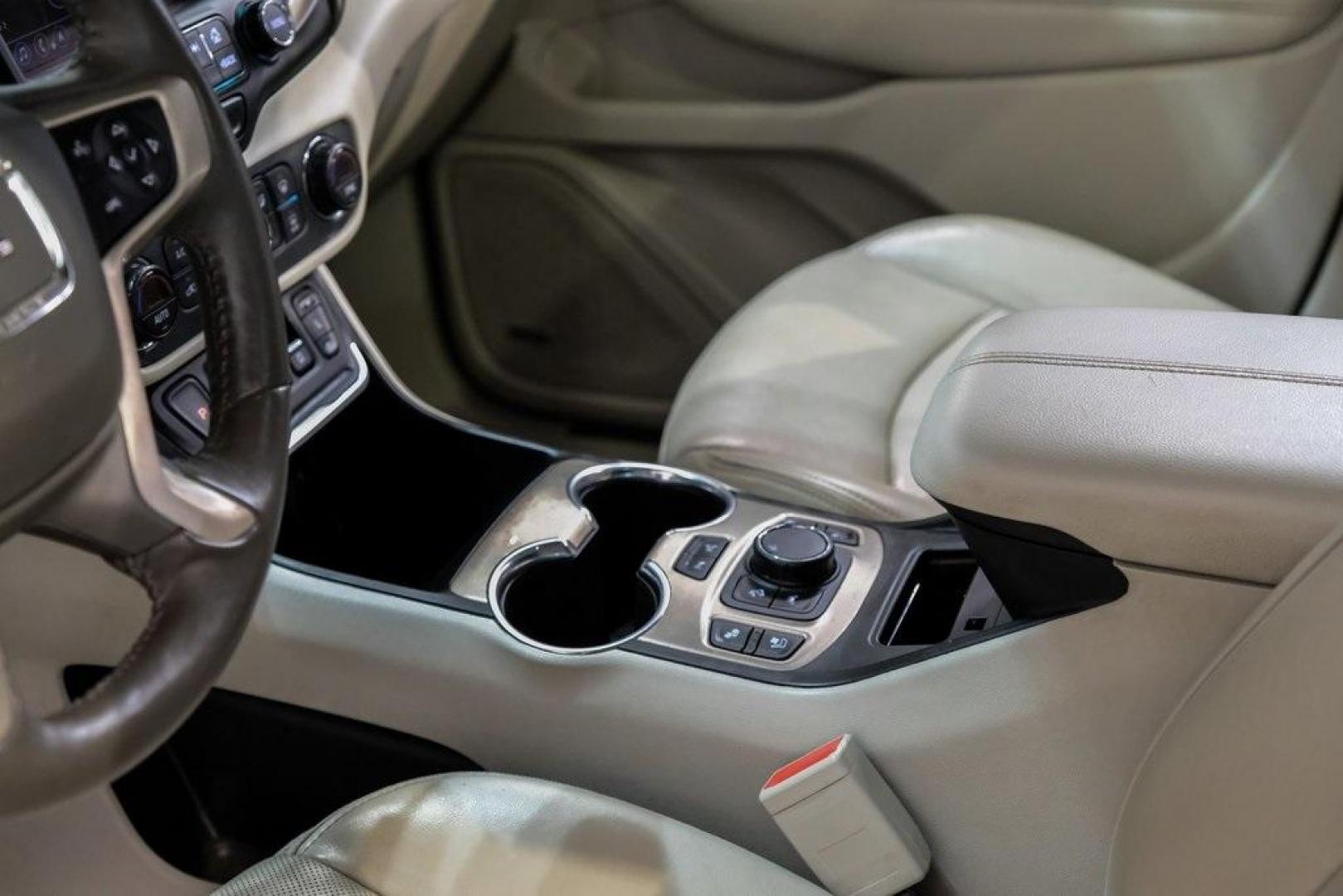 2018 Mineral Metallic /Light Platinum/Taupe GMC Terrain Denali (3GKALSEX8JL) with an 2.0L Turbocharged engine, Automatic transmission, located at 15300 Midway Rd., Addison, TX, 75001, (972) 702-0011, 32.958321, -96.838074 - 2018 GMC Terrain Denali<br><br>Now Available at Midway Auto Group, Addison, Texas<br><br>Upscale, stylish, and exceptionally refinedthe 2018 GMC Terrain Denali represents the highest level of luxury in GMCs compact SUV lineup. With exclusive Denali styling, a premium interior, advanced safety techno - Photo#34