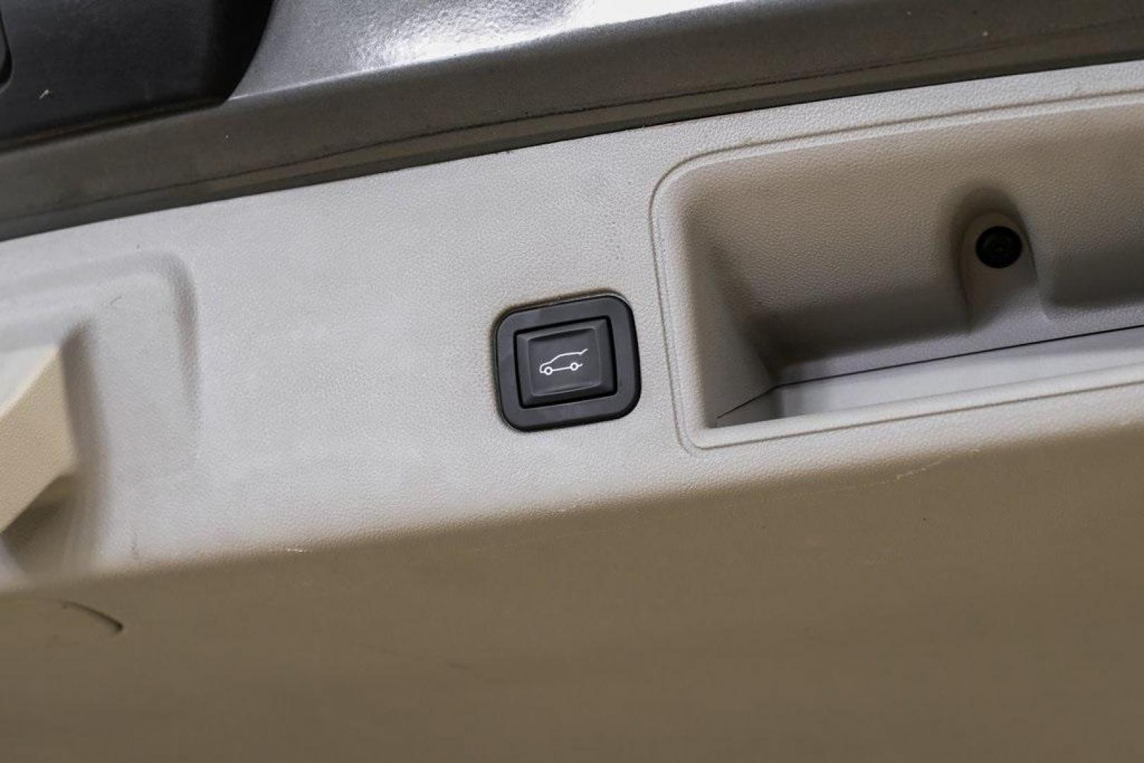 2018 Mineral Metallic /Light Platinum/Taupe GMC Terrain Denali (3GKALSEX8JL) with an 2.0L Turbocharged engine, Automatic transmission, located at 15300 Midway Rd., Addison, TX, 75001, (972) 702-0011, 32.958321, -96.838074 - 2018 GMC Terrain Denali<br><br>Now Available at Midway Auto Group, Addison, Texas<br><br>Upscale, stylish, and exceptionally refinedthe 2018 GMC Terrain Denali represents the highest level of luxury in GMCs compact SUV lineup. With exclusive Denali styling, a premium interior, advanced safety techno - Photo#68