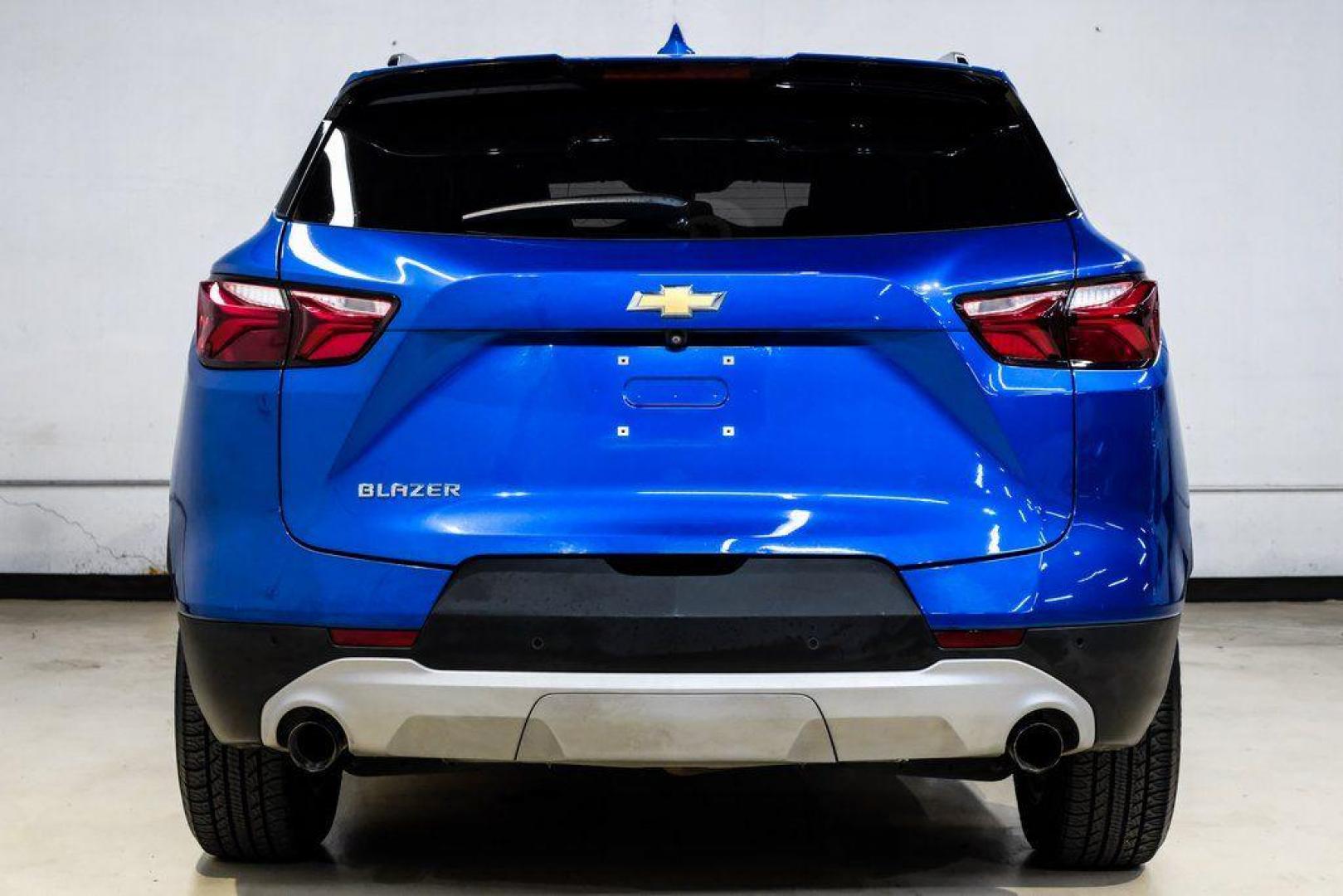 2019 Kinetic Blue Metallic /Jet Black Chevrolet Blazer Base (3GNKBCRS5KS) with an 3.6L V6 SIDI DOHC VVT engine, Automatic transmission, located at 15300 Midway Rd., Addison, TX, 75001, (972) 702-0011, 32.958321, -96.838074 - Photo#14