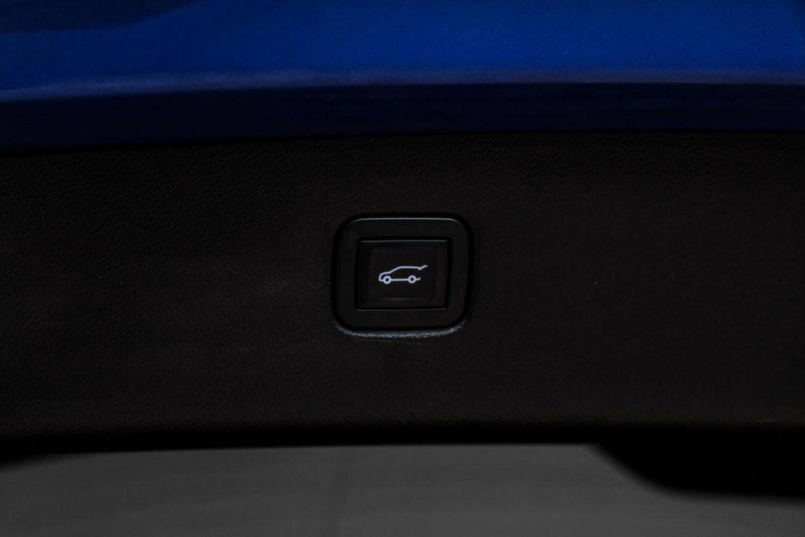 2019 Kinetic Blue Metallic /Jet Black Chevrolet Blazer Base (3GNKBCRS5KS) with an 3.6L V6 SIDI DOHC VVT engine, Automatic transmission, located at 15300 Midway Rd., Addison, TX, 75001, (972) 702-0011, 32.958321, -96.838074 - Photo#59