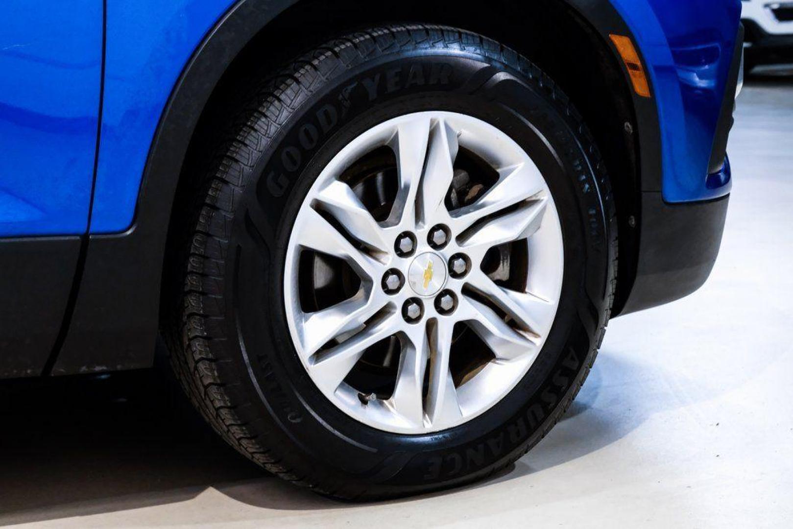 2019 Kinetic Blue Metallic /Jet Black Chevrolet Blazer Base (3GNKBCRS5KS) with an 3.6L V6 SIDI DOHC VVT engine, Automatic transmission, located at 15300 Midway Rd., Addison, TX, 75001, (972) 702-0011, 32.958321, -96.838074 - Photo#62